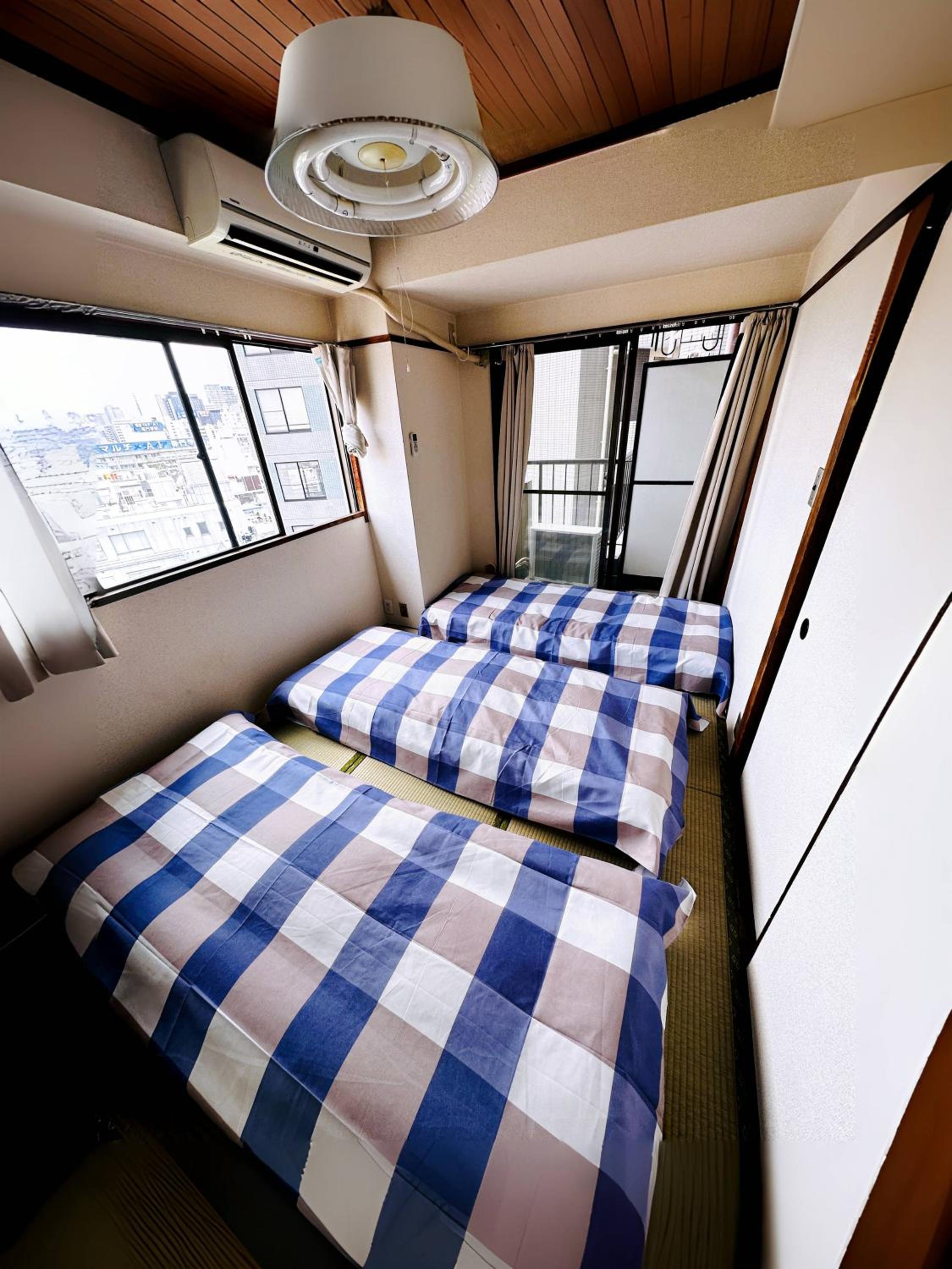 One-Bedroom Apartment photo 2