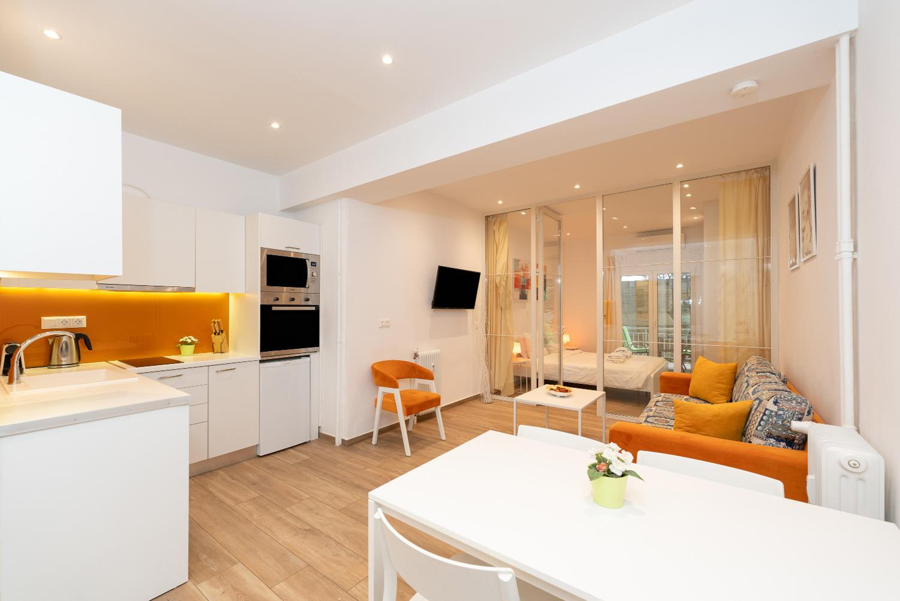 Studio Apartment