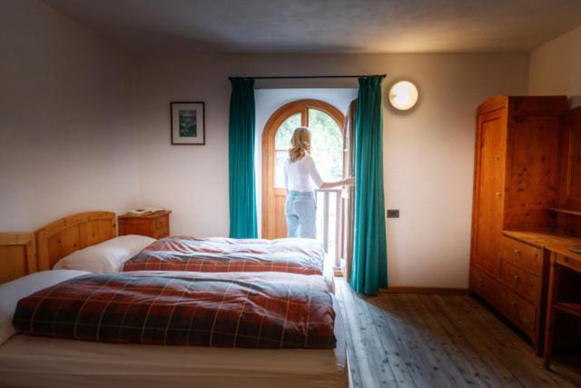 Double or Twin Room with Private Bathroom photo 2