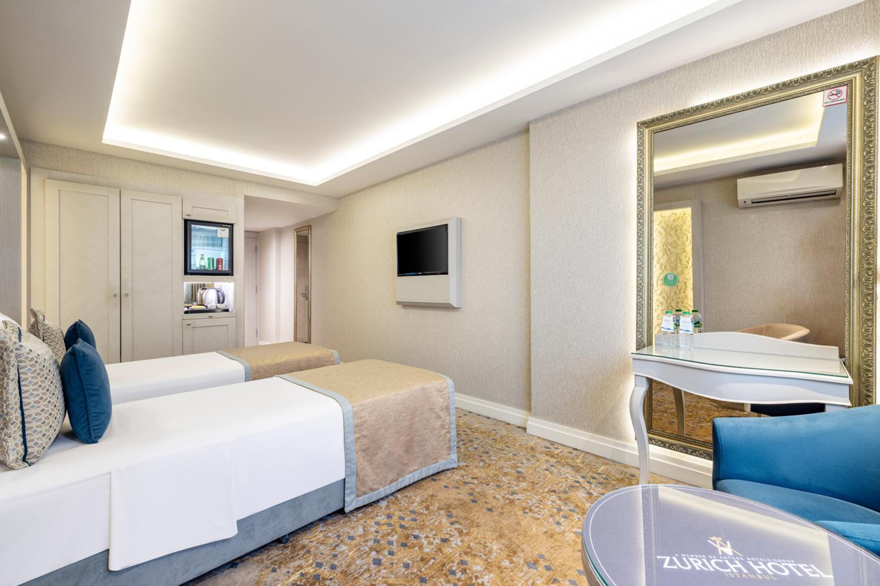 Standard Double or Twin Room photo 2