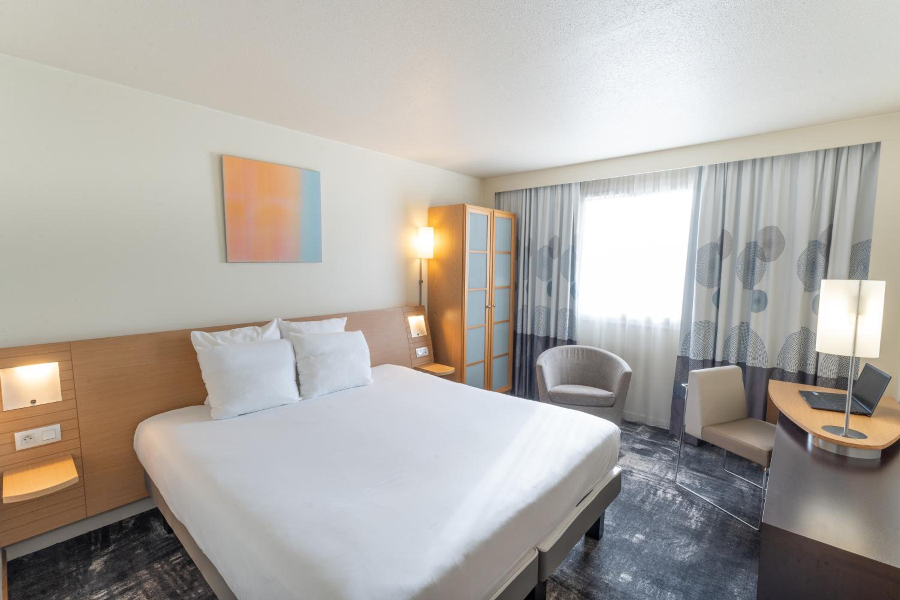 Superior King Room - Photo 1