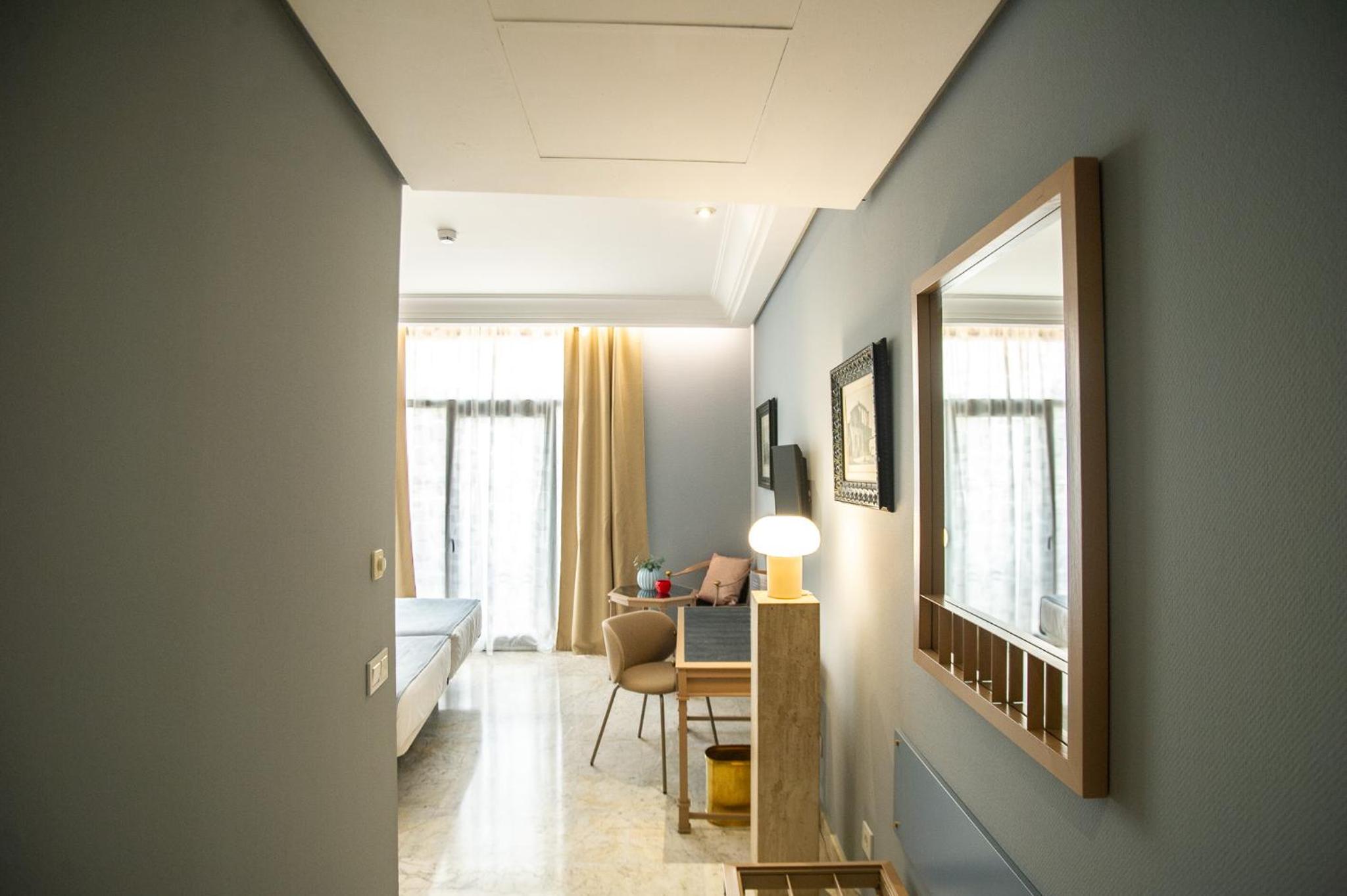 Standard Double Room - Photo 3