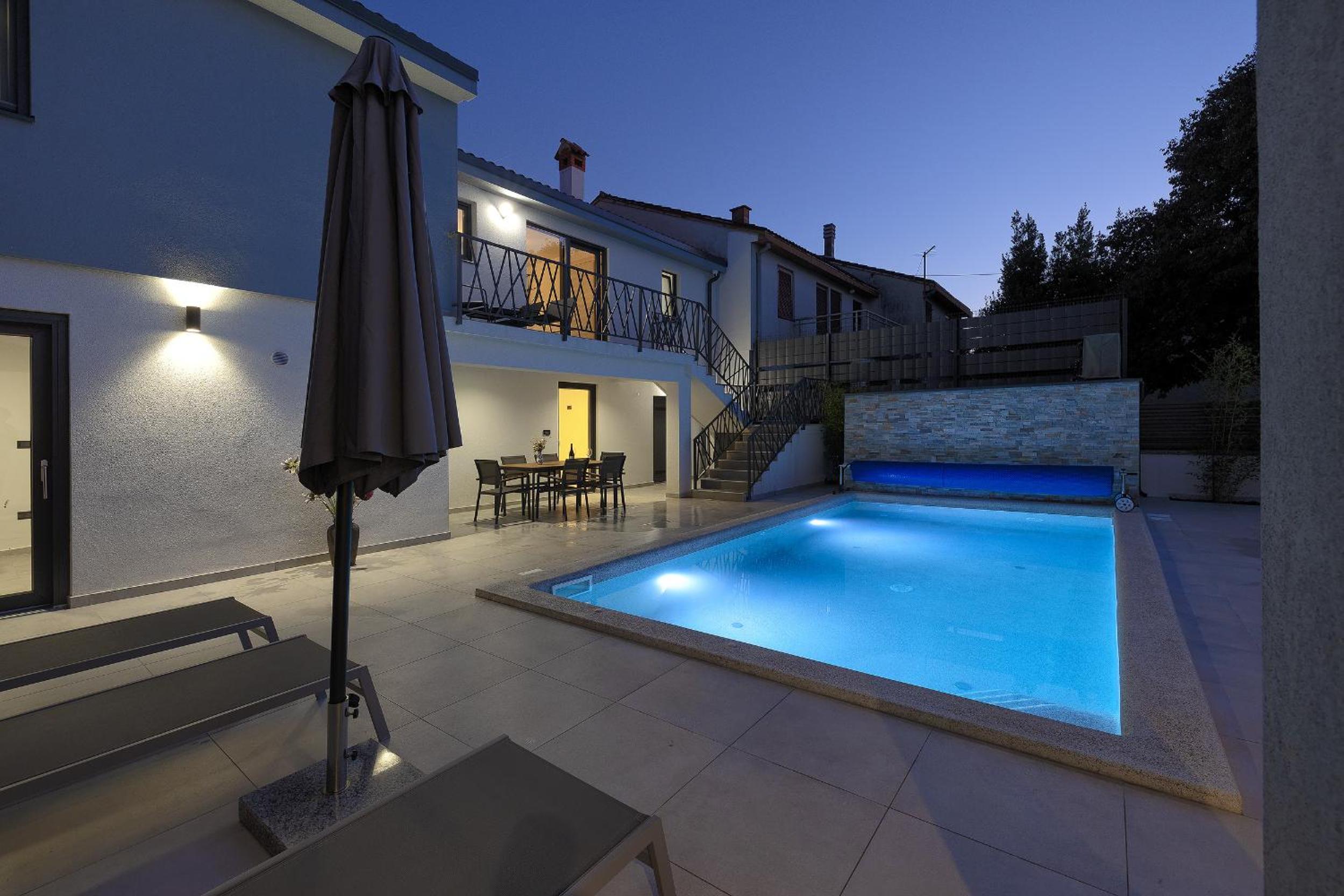 Villa photo 3