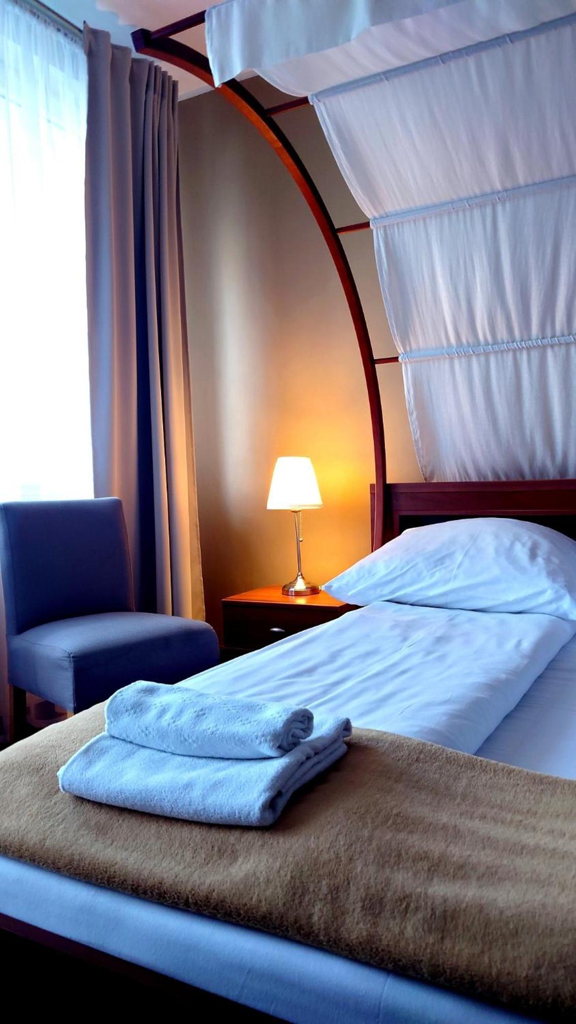 Deluxe Double Room with Balcony photo 3