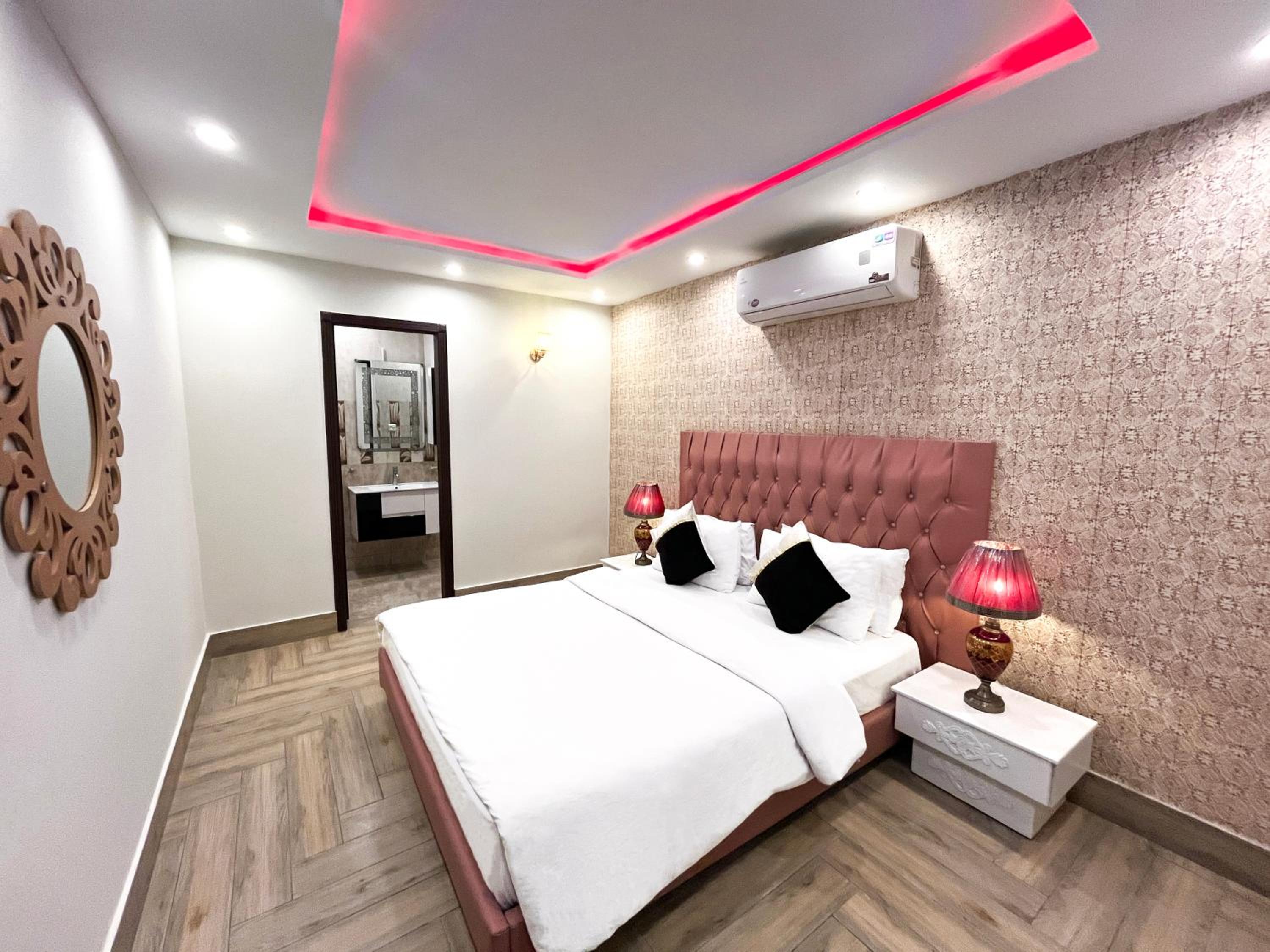 Two-Bedroom Suite photo 2