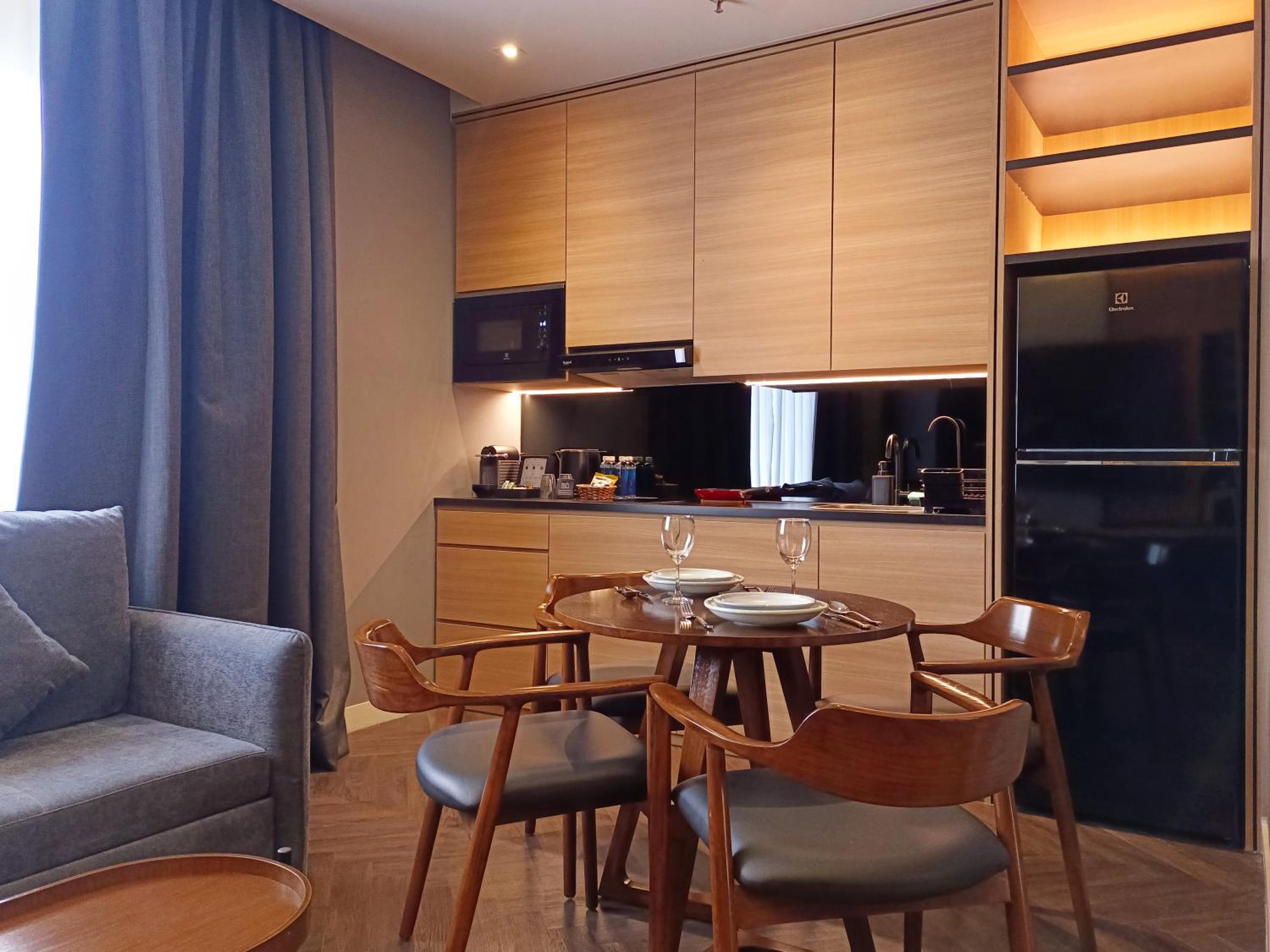 Signature Suite