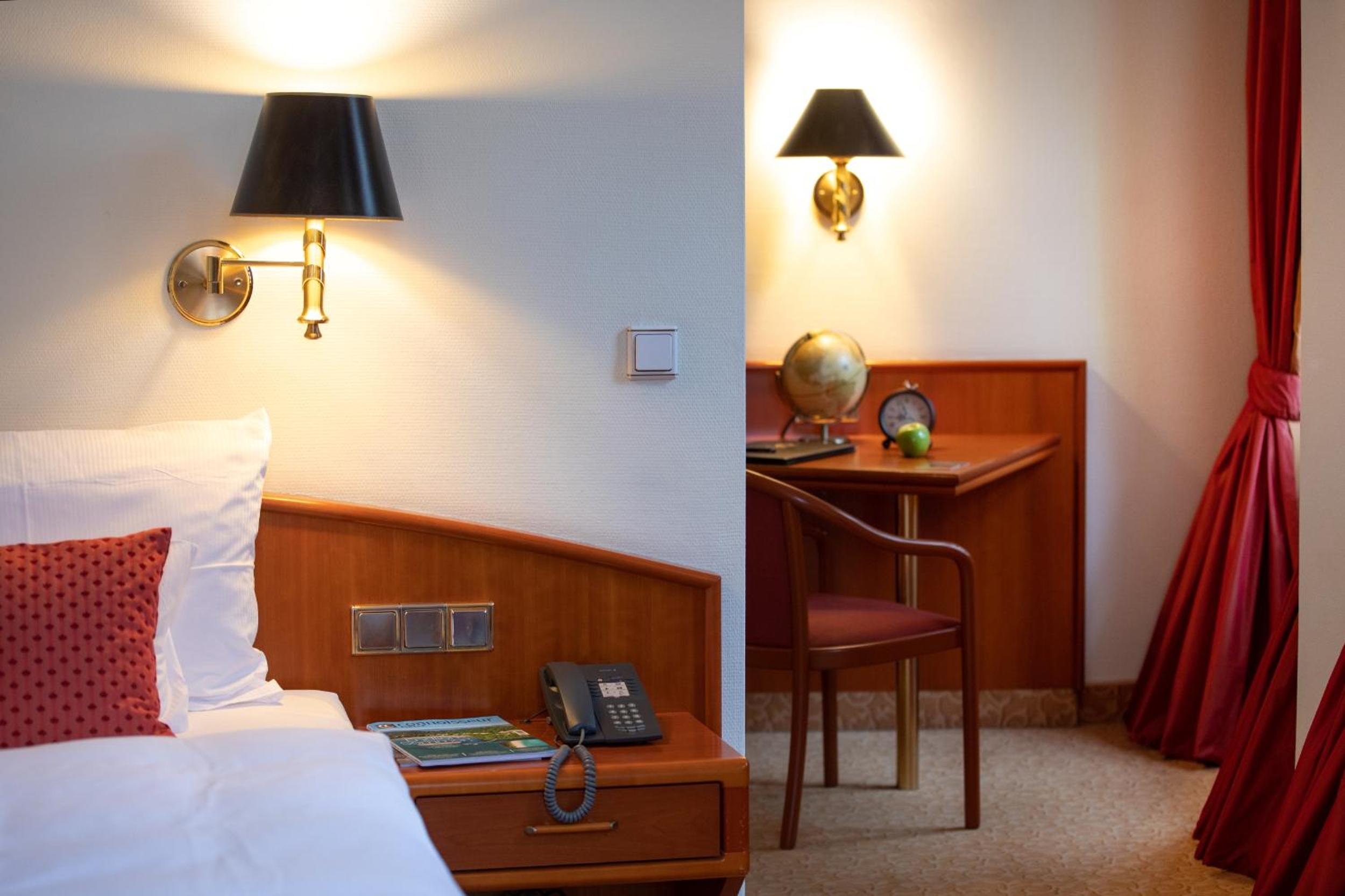 Deluxe Double Room - Photo 1