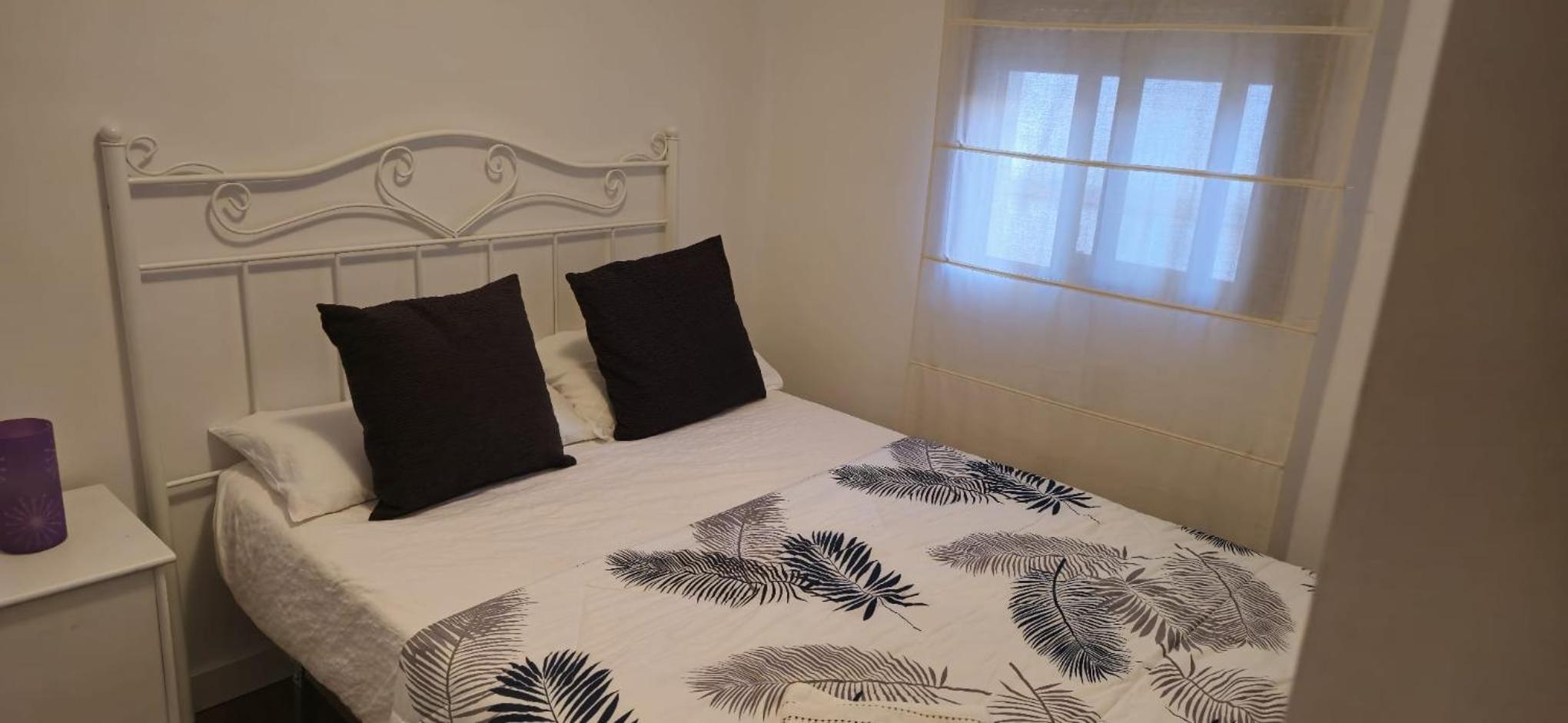 Two-Bedroom Apartment - Photo 2