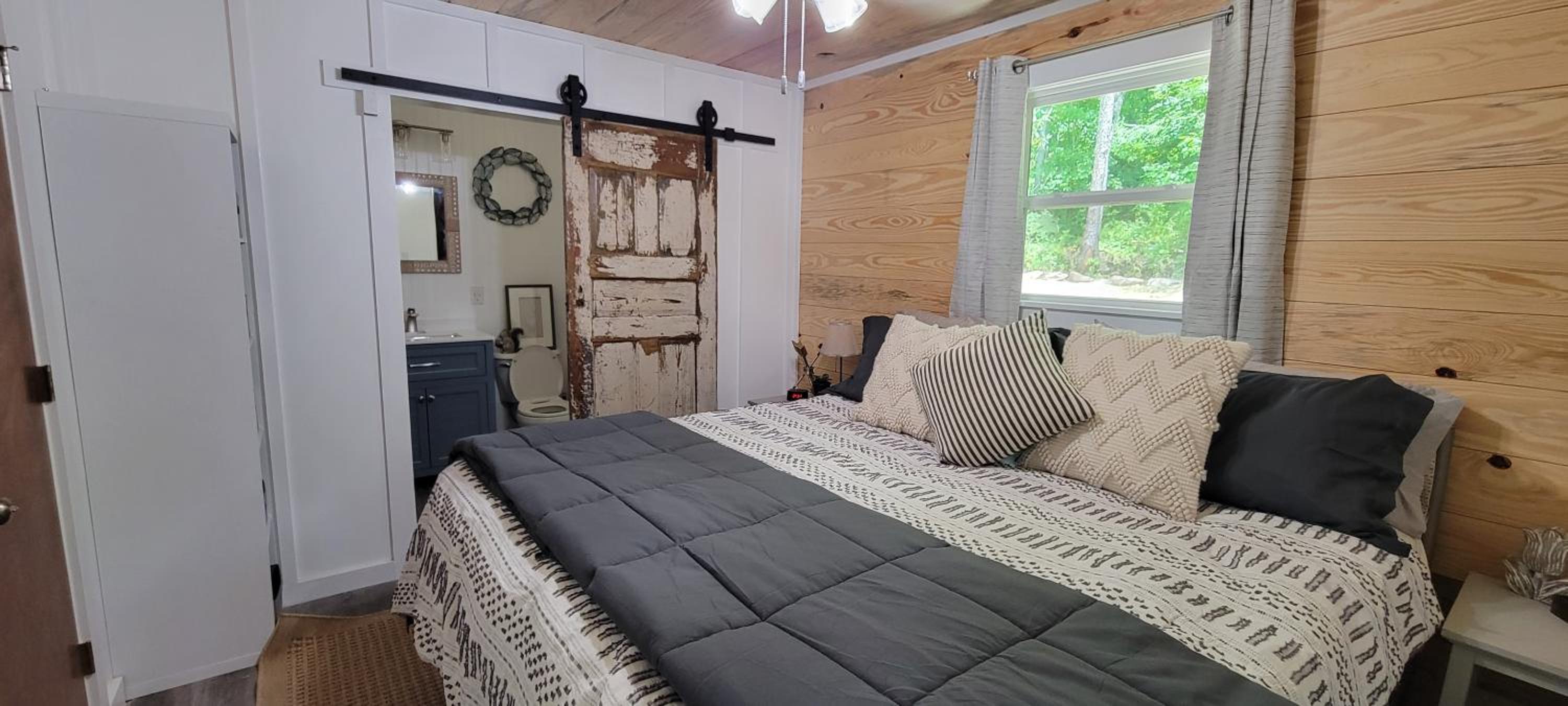 Two-Bedroom House photo 3