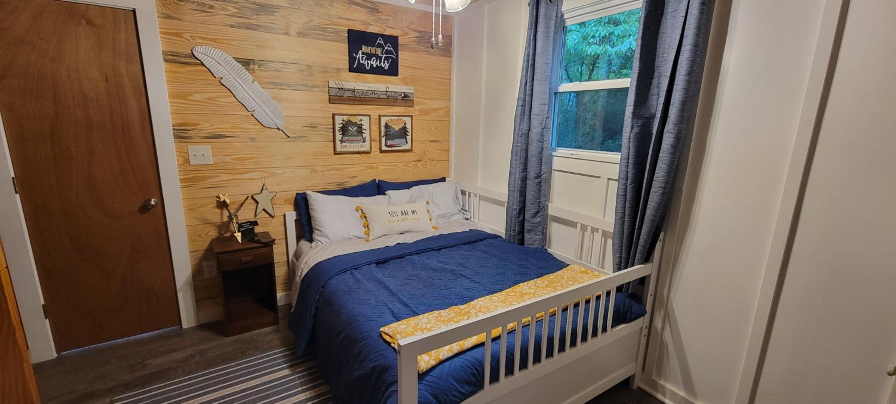 Two-Bedroom House photo 2