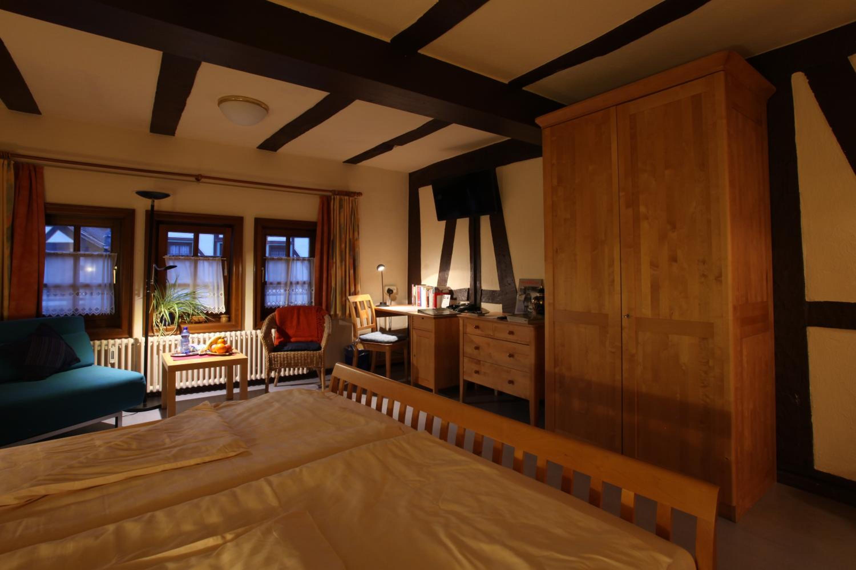Double Room - Photo 2