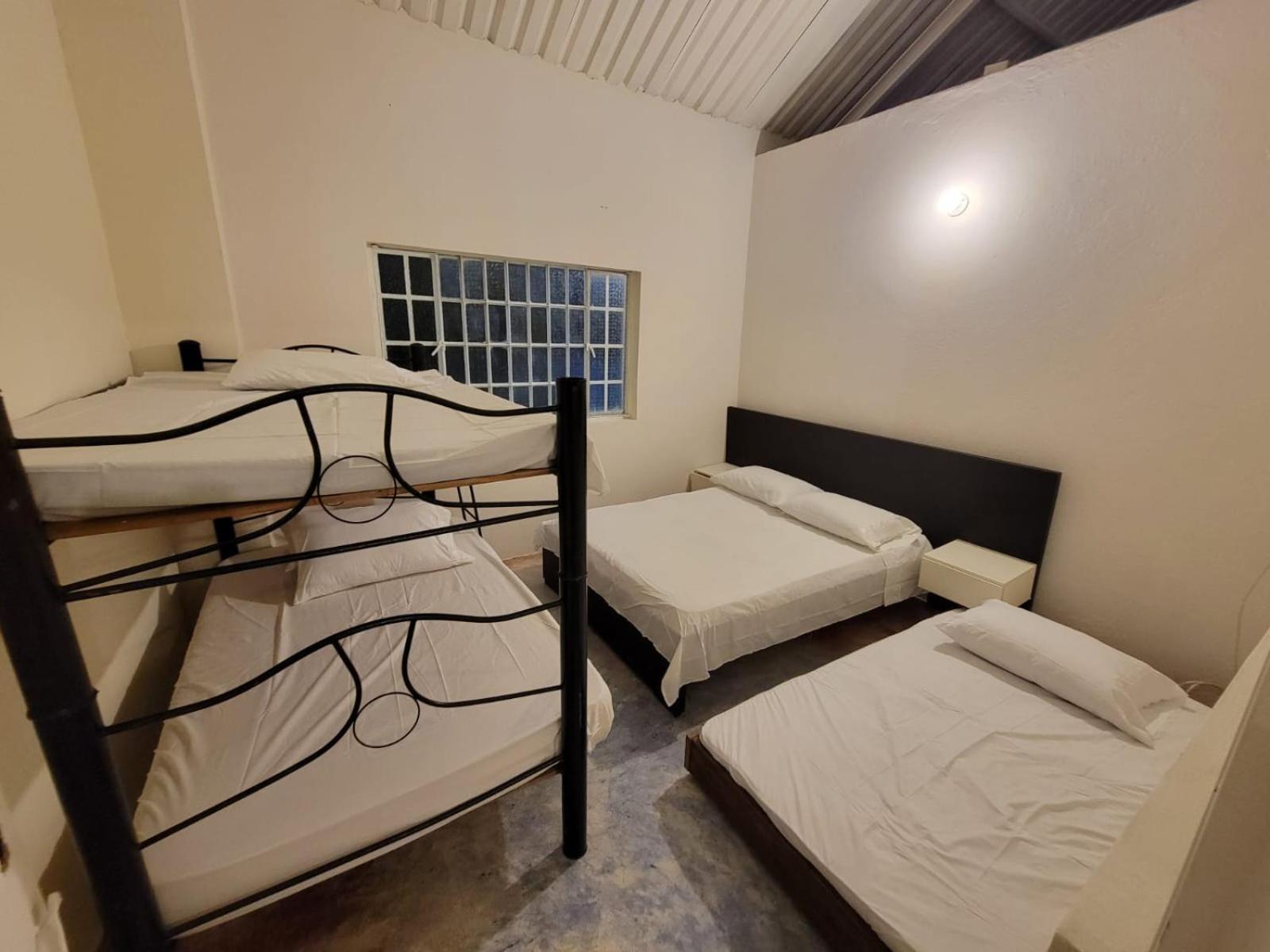 Four-Bedroom House photo 1