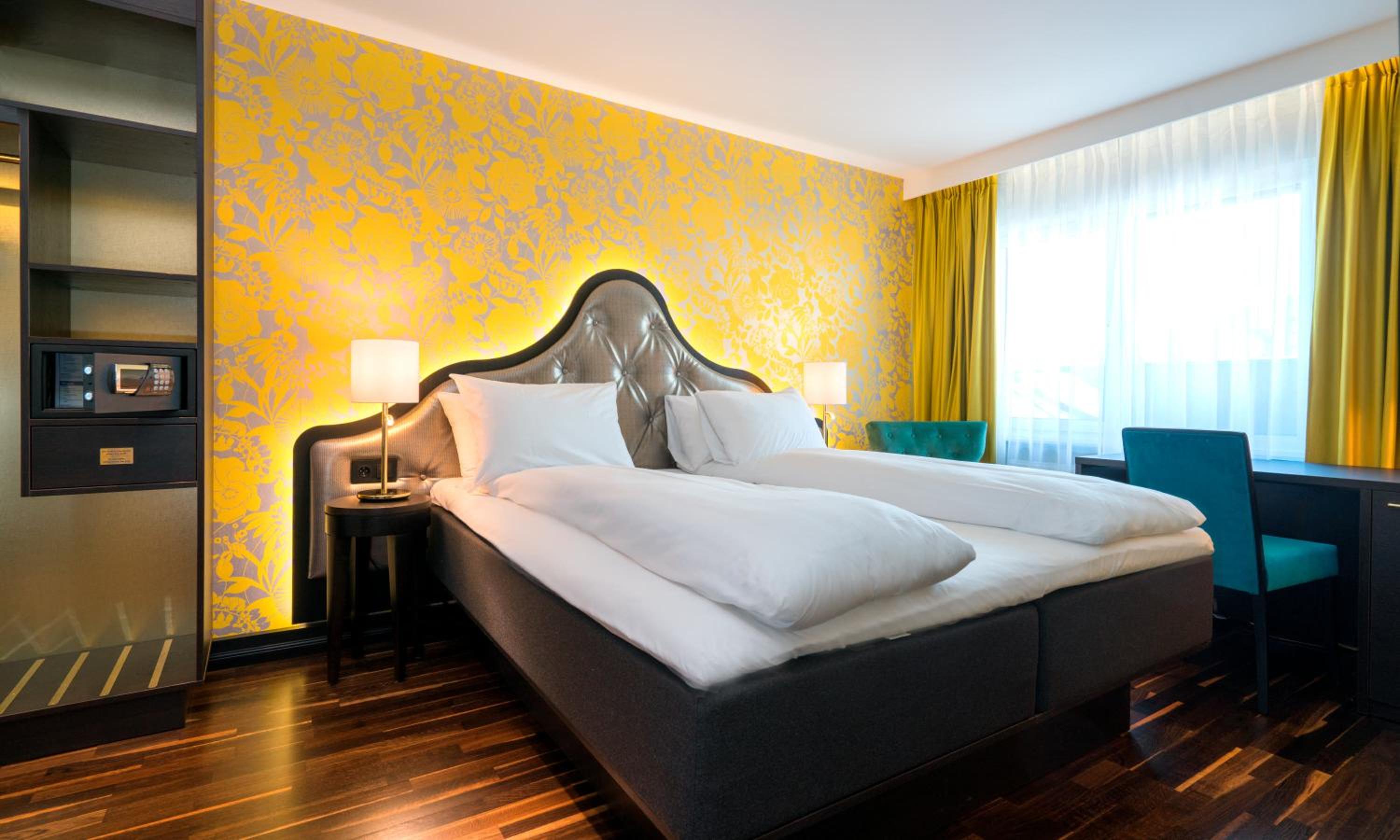 Suite - Photo 6