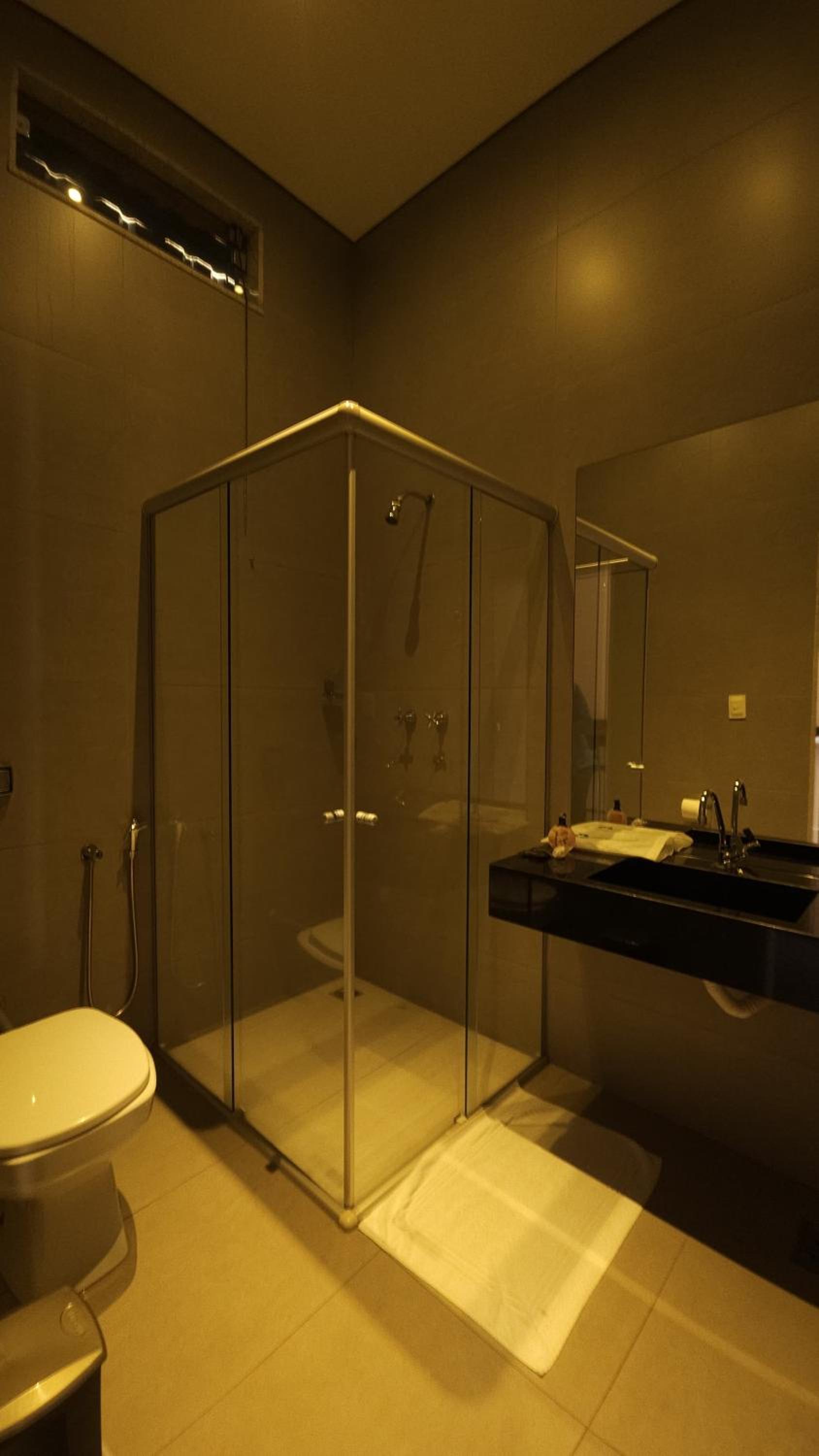 Budget Double Room photo 3