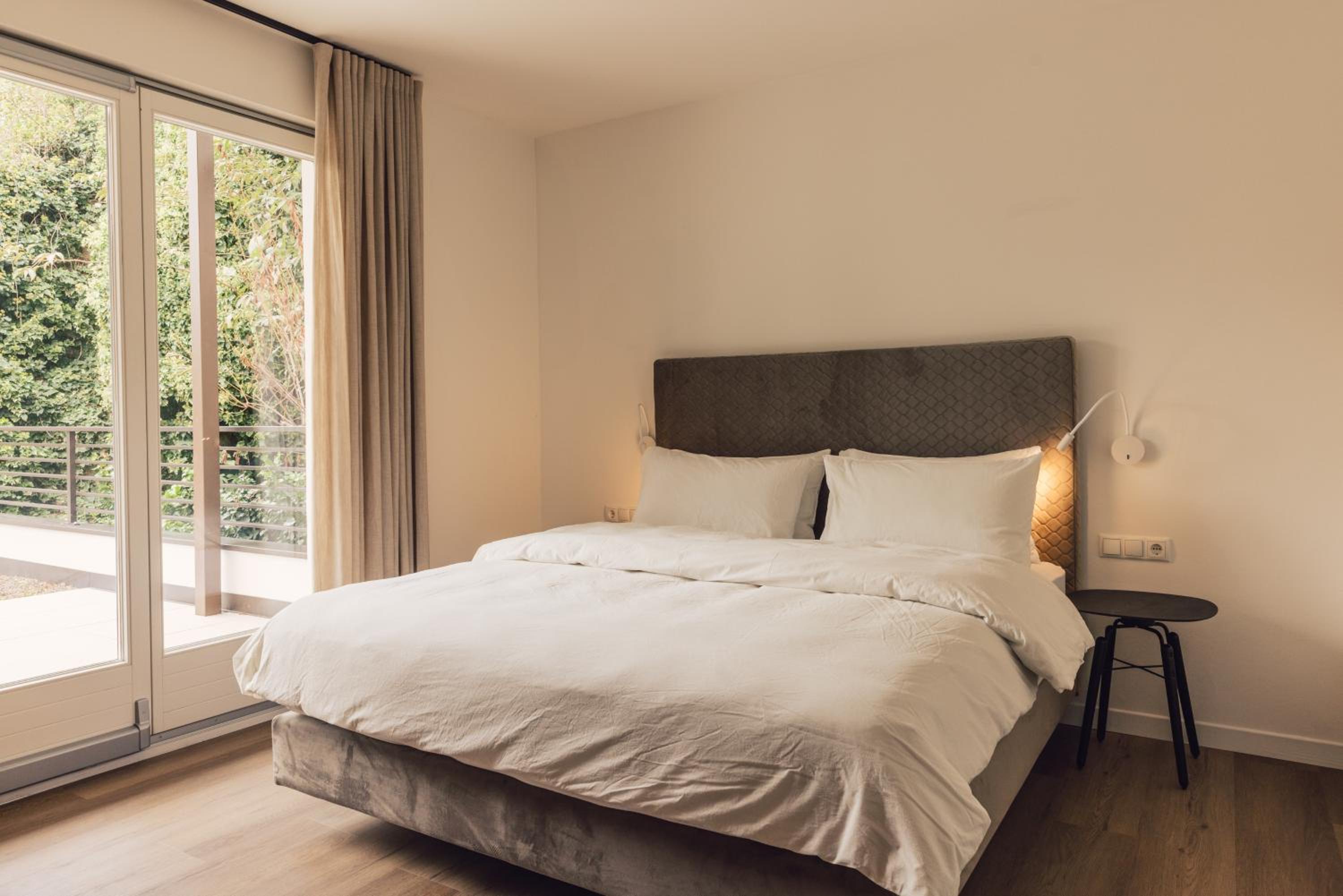 Two-Bedroom Apartment with Terrace photo 2