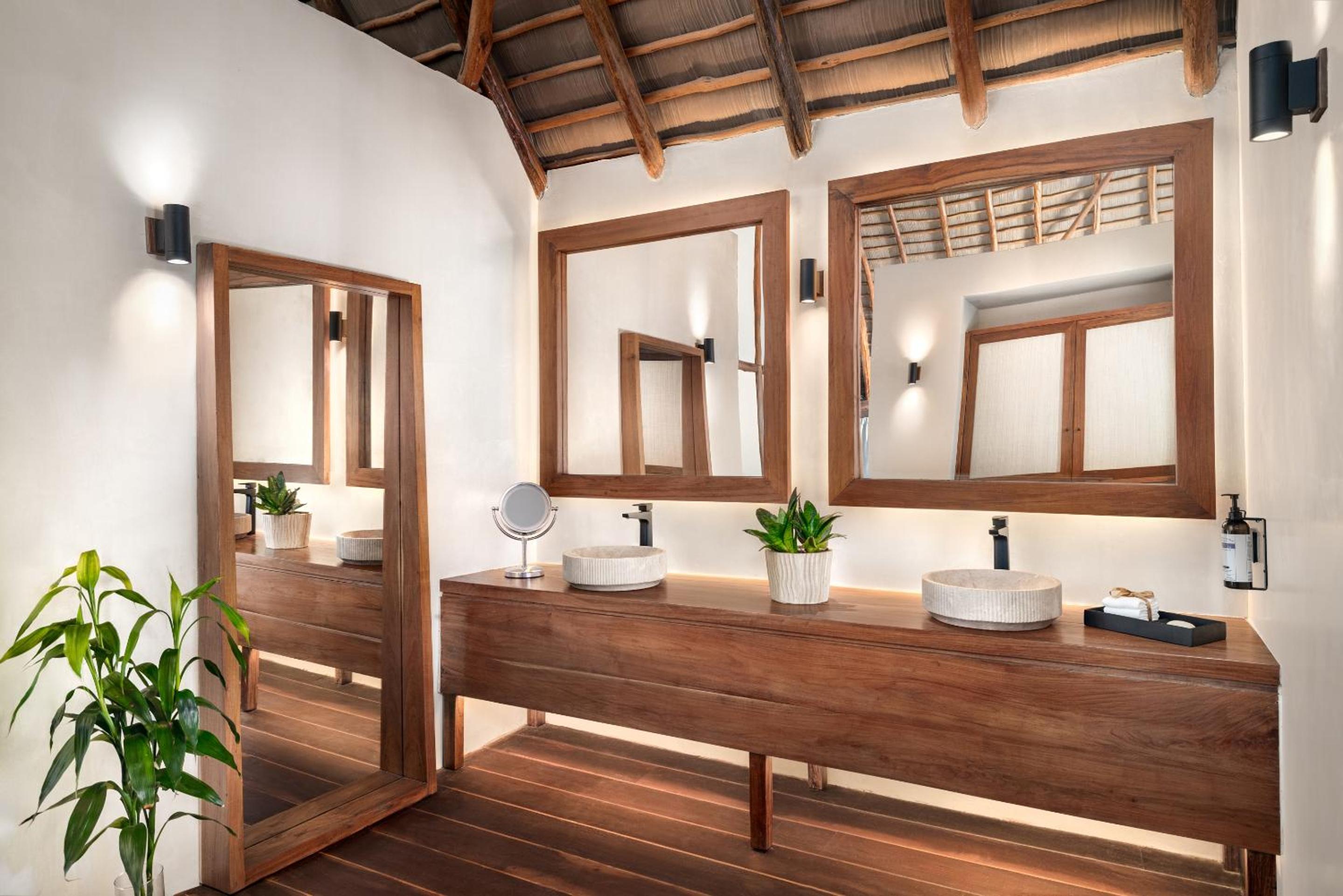 Casa Zamna Ocean Front Presidential Suite