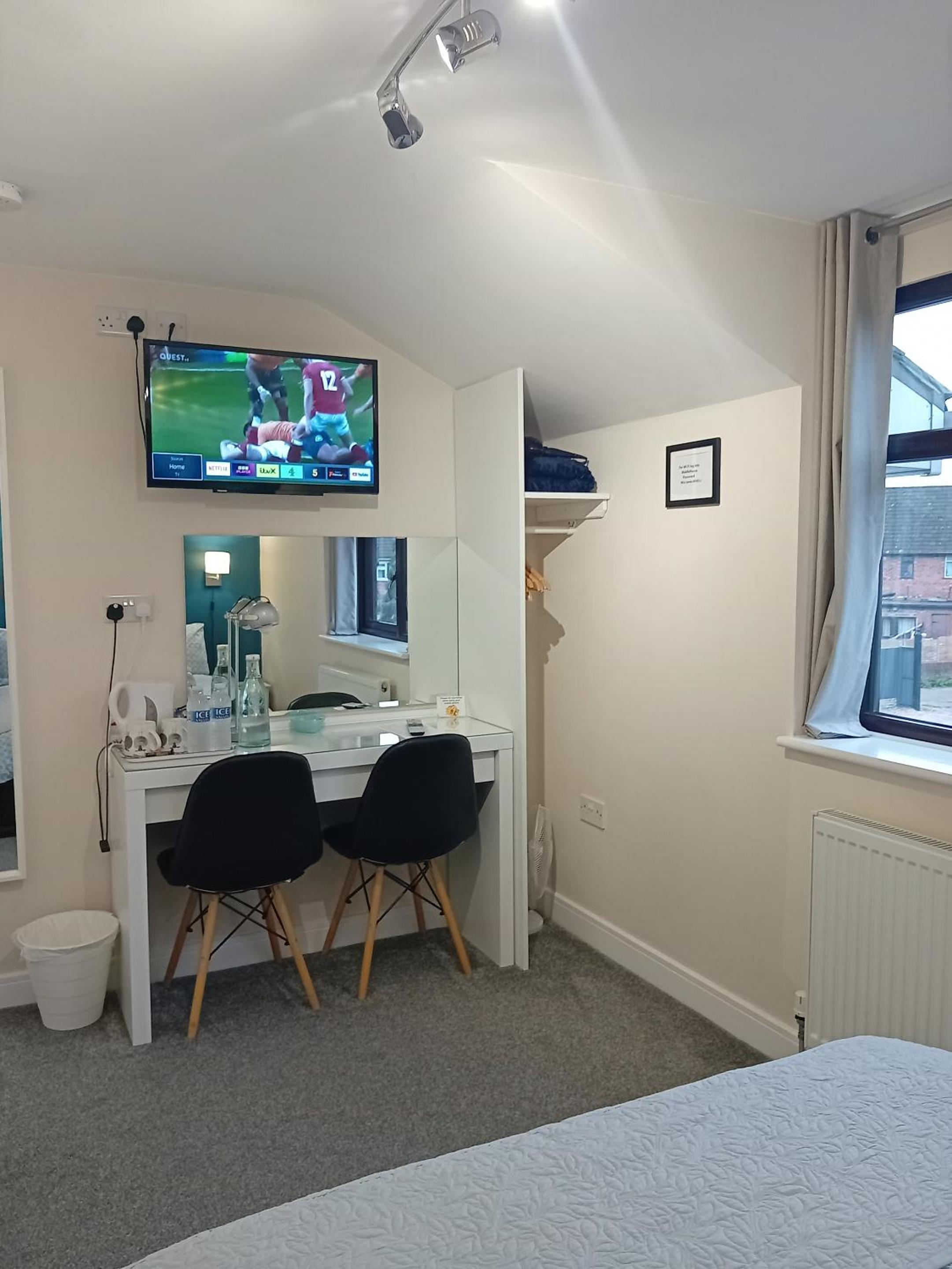 Double Room with Private Bathroom