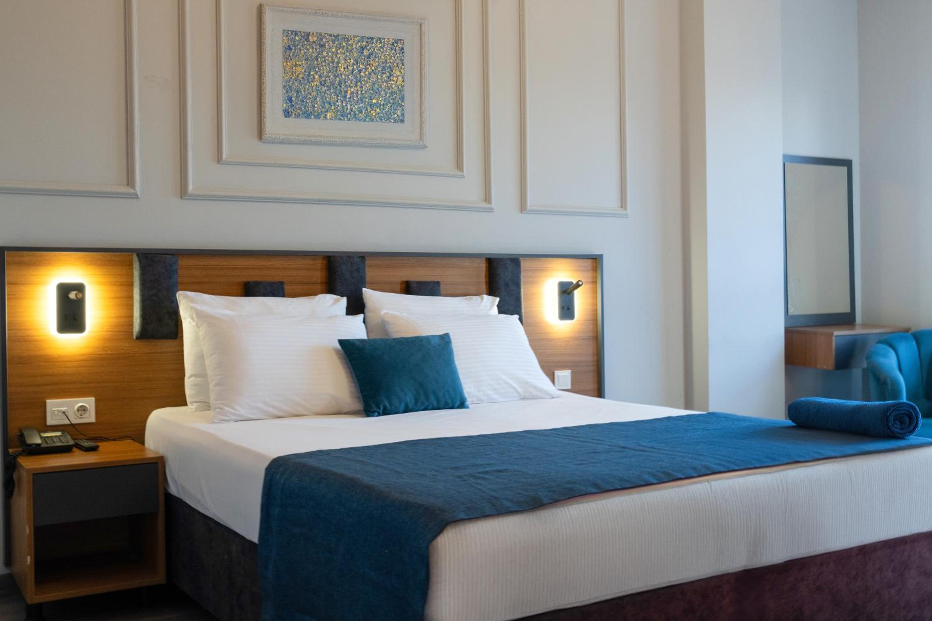 Standard Double Room - Photo 4