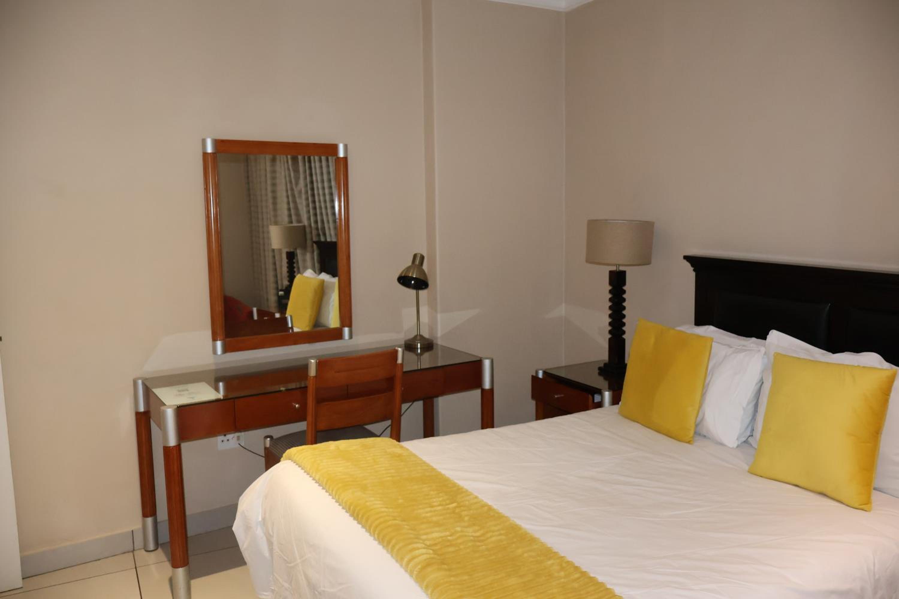 Double Room with Private Bathroom photo 3
