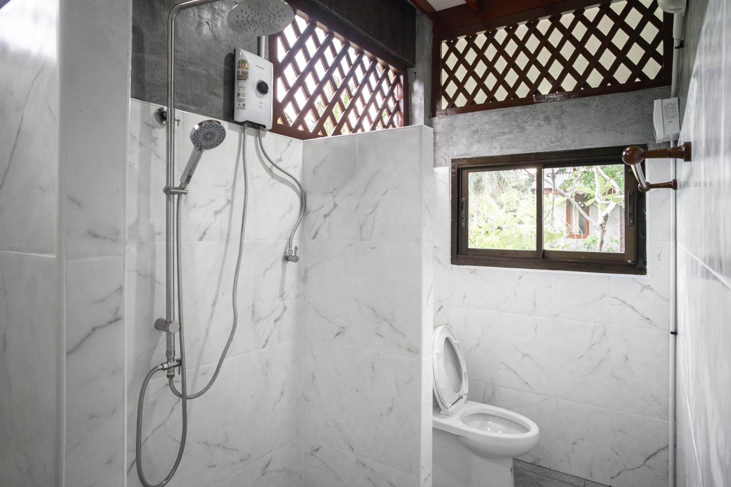 Double Room with Park View - Photo 8