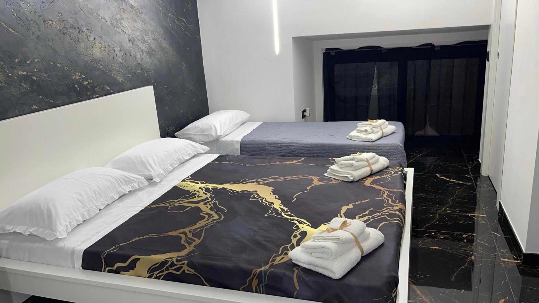Luxury Triple Room