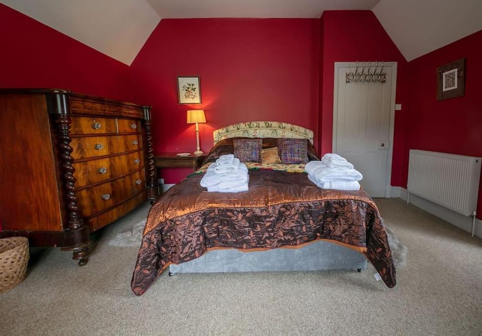 Four-Bedroom House photo 1