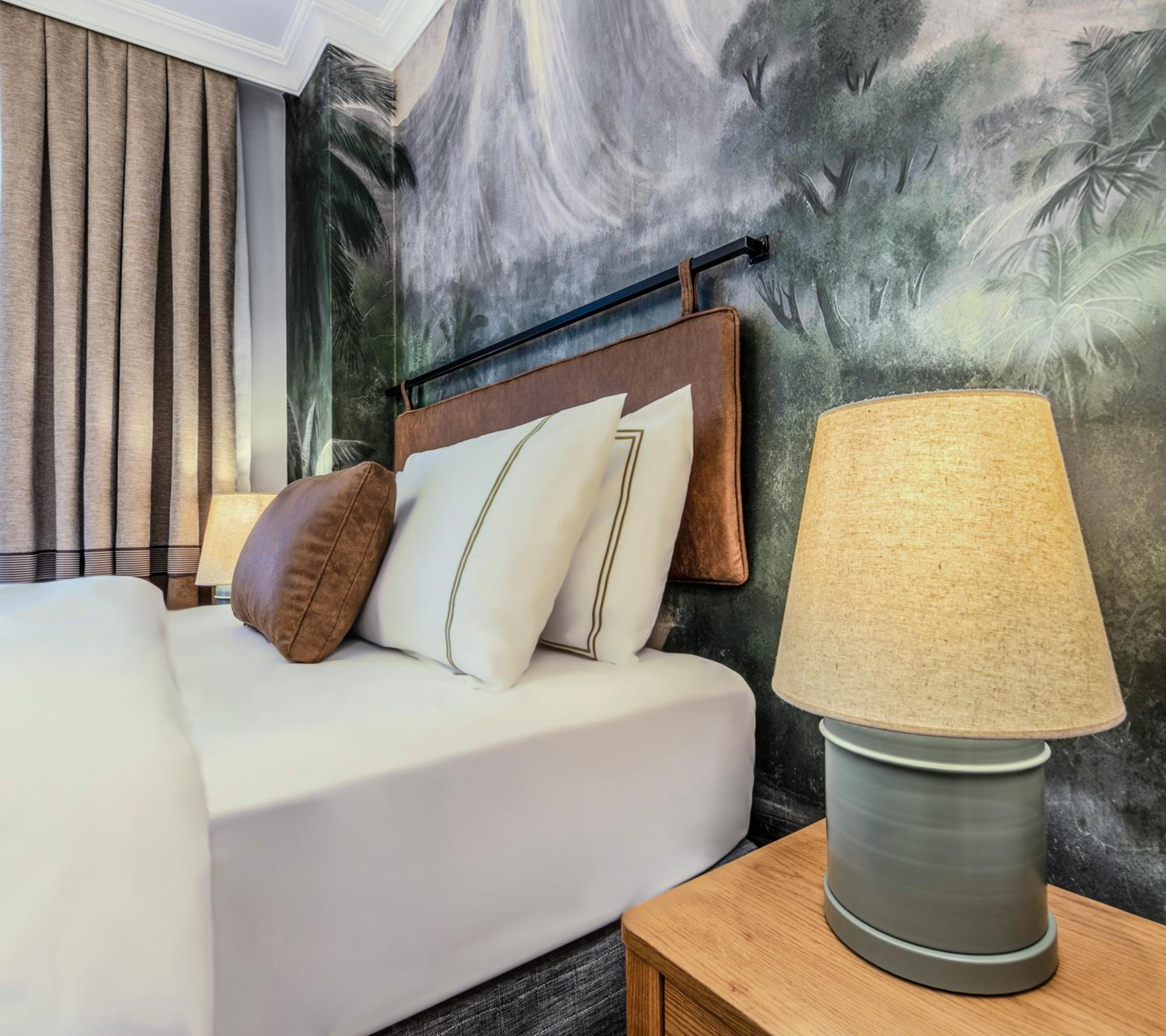 Superior King Room photo 2