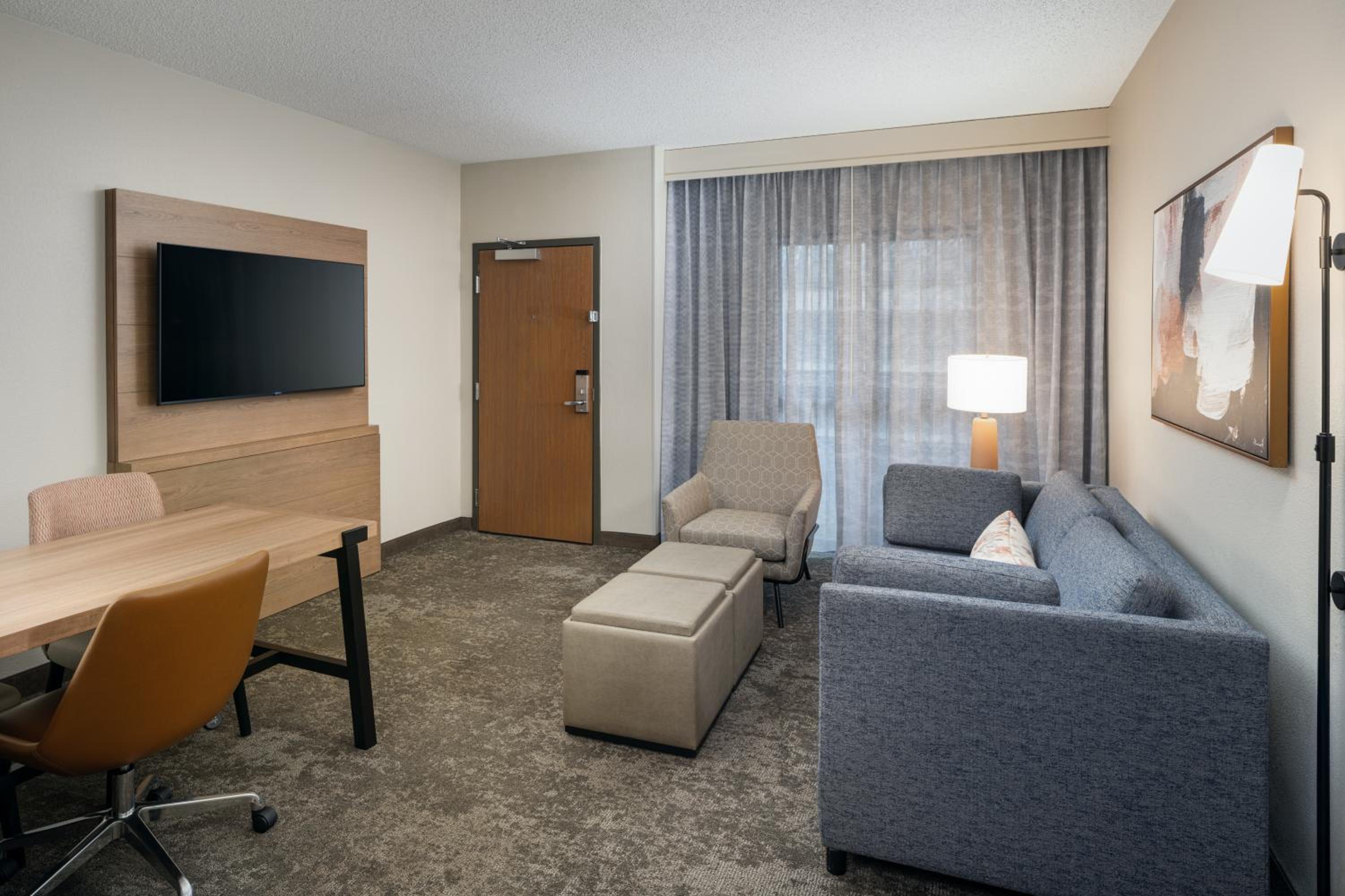 King Room - Mobility Access/Non-Smoking - Photo 8