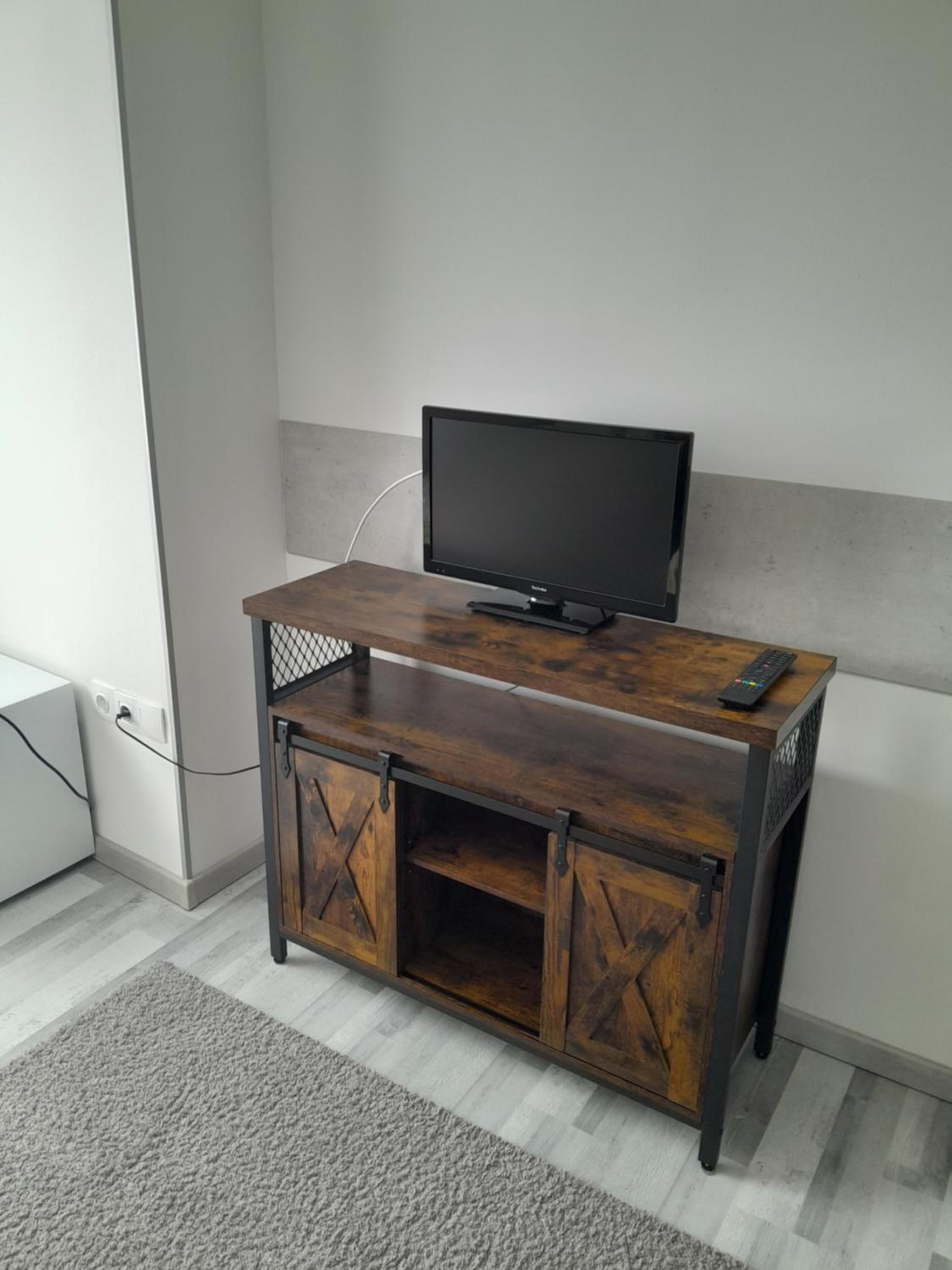 Two-Bedroom Apartment with Lake View photo 3