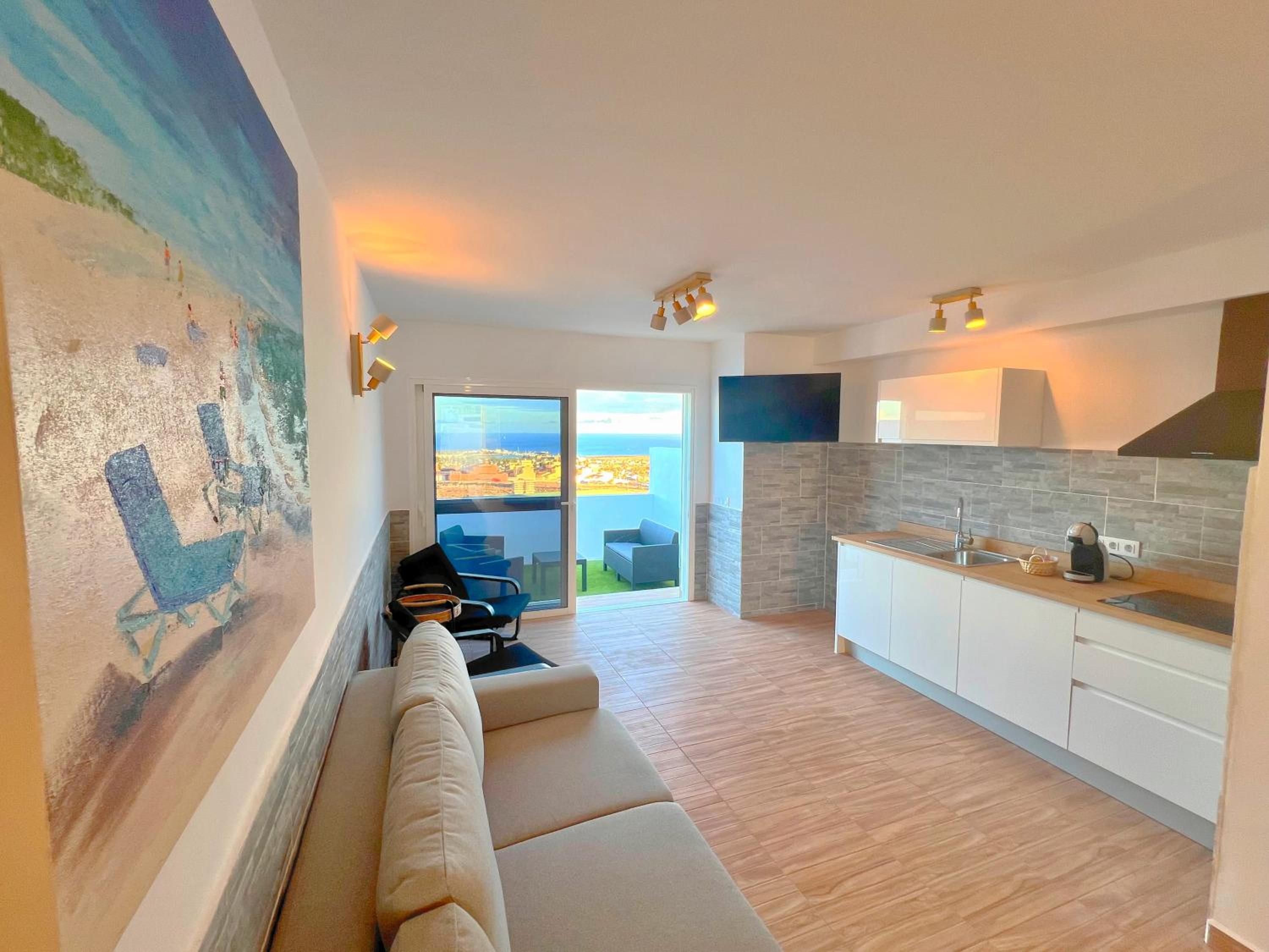Apartamento de un dormitorio superior con balcón