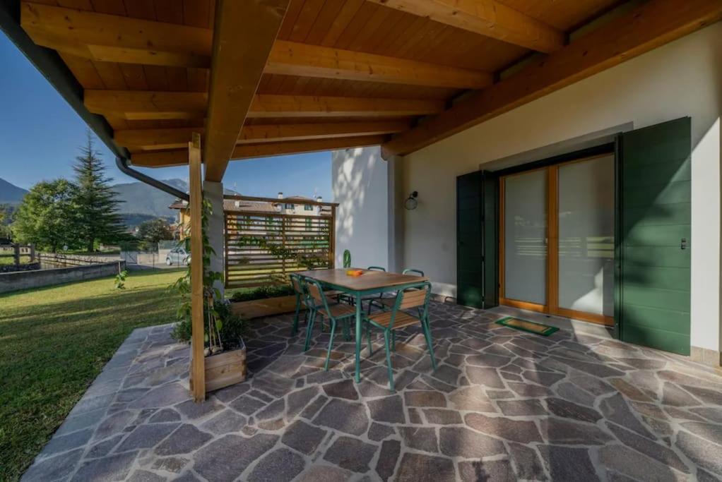 Three-Bedroom Villa photo 2