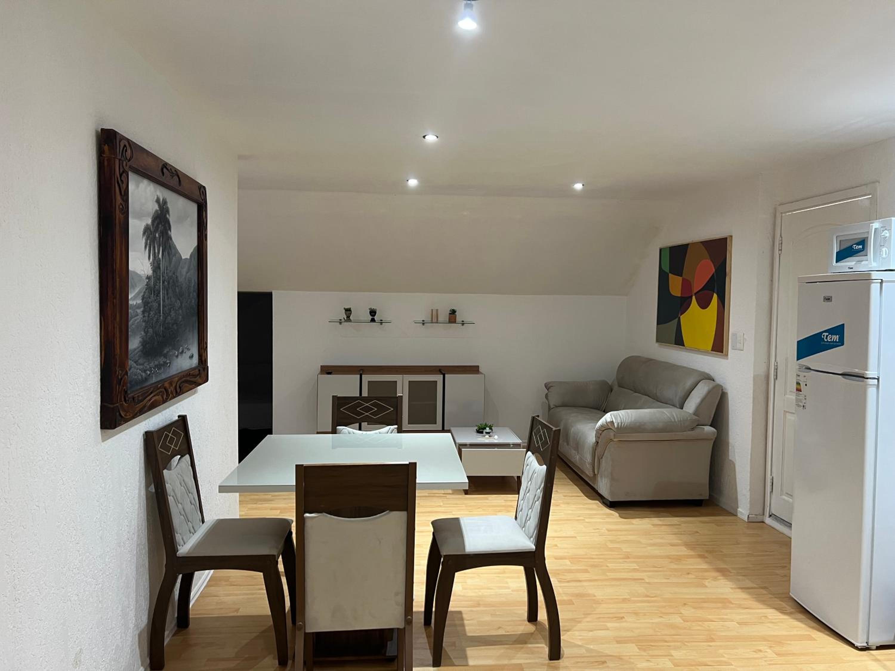 Apartment photo 1