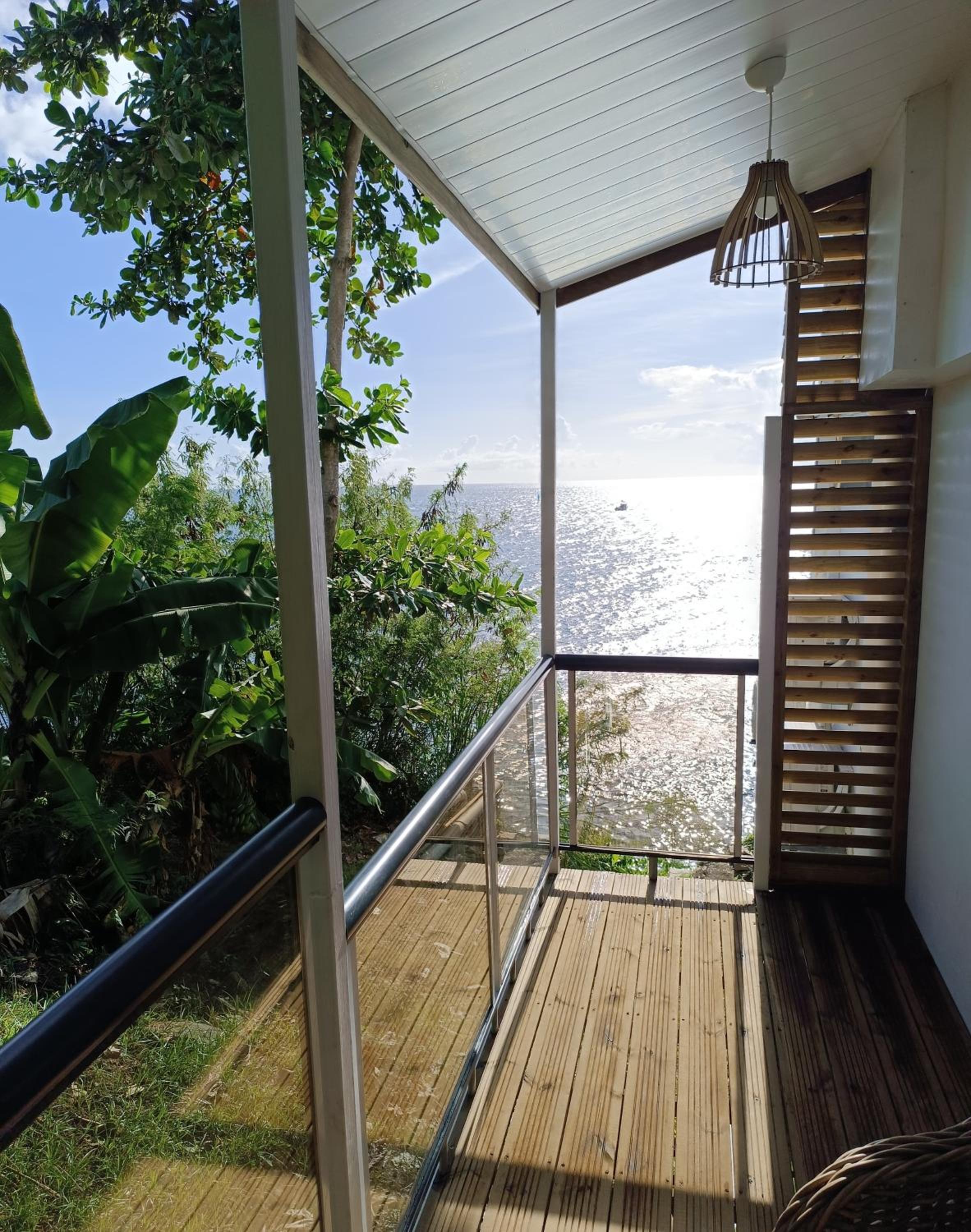 Deluxe Suite with Sea View photo 2