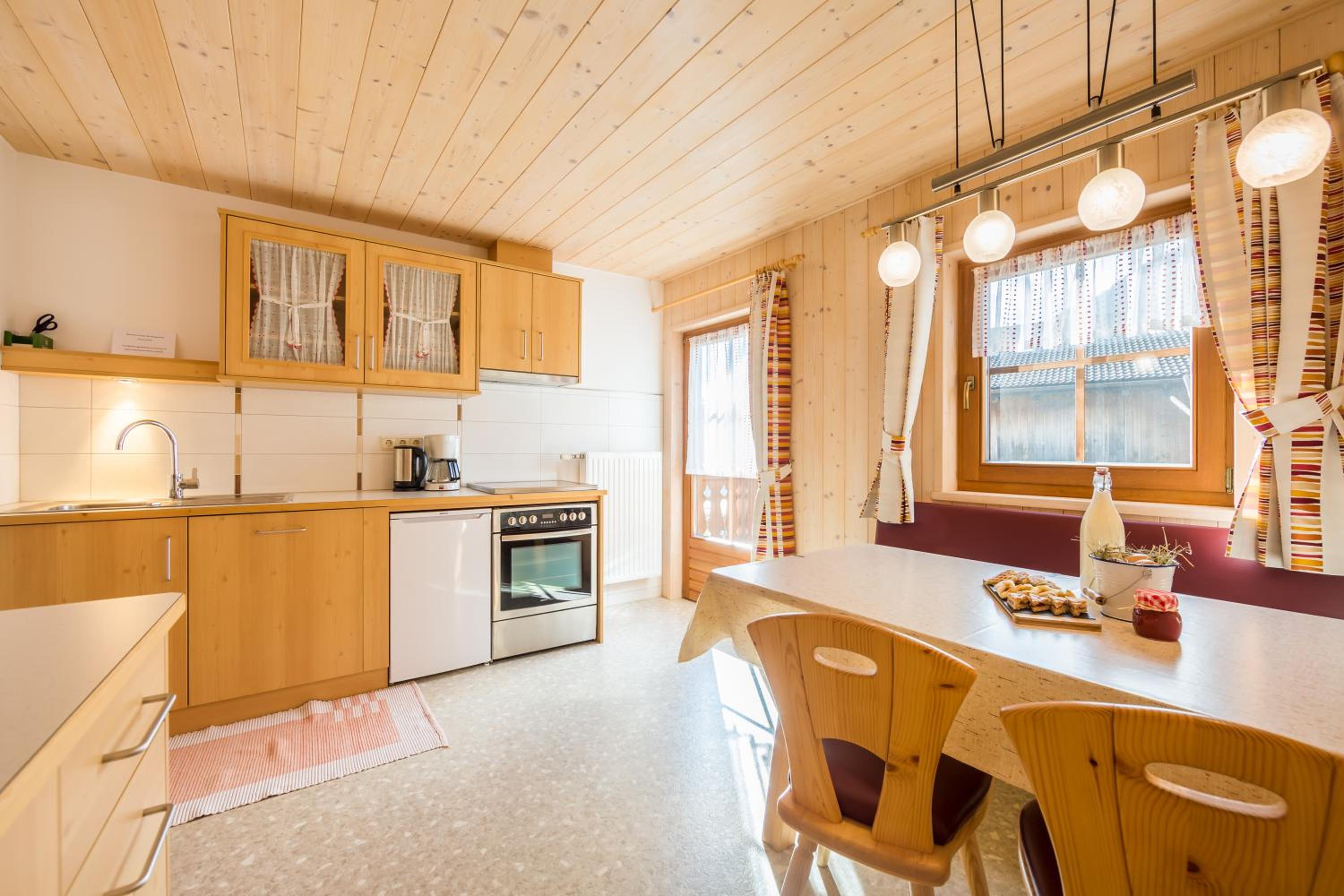 Two-Bedroom Deluxe Apartment with Garden View photo 3
