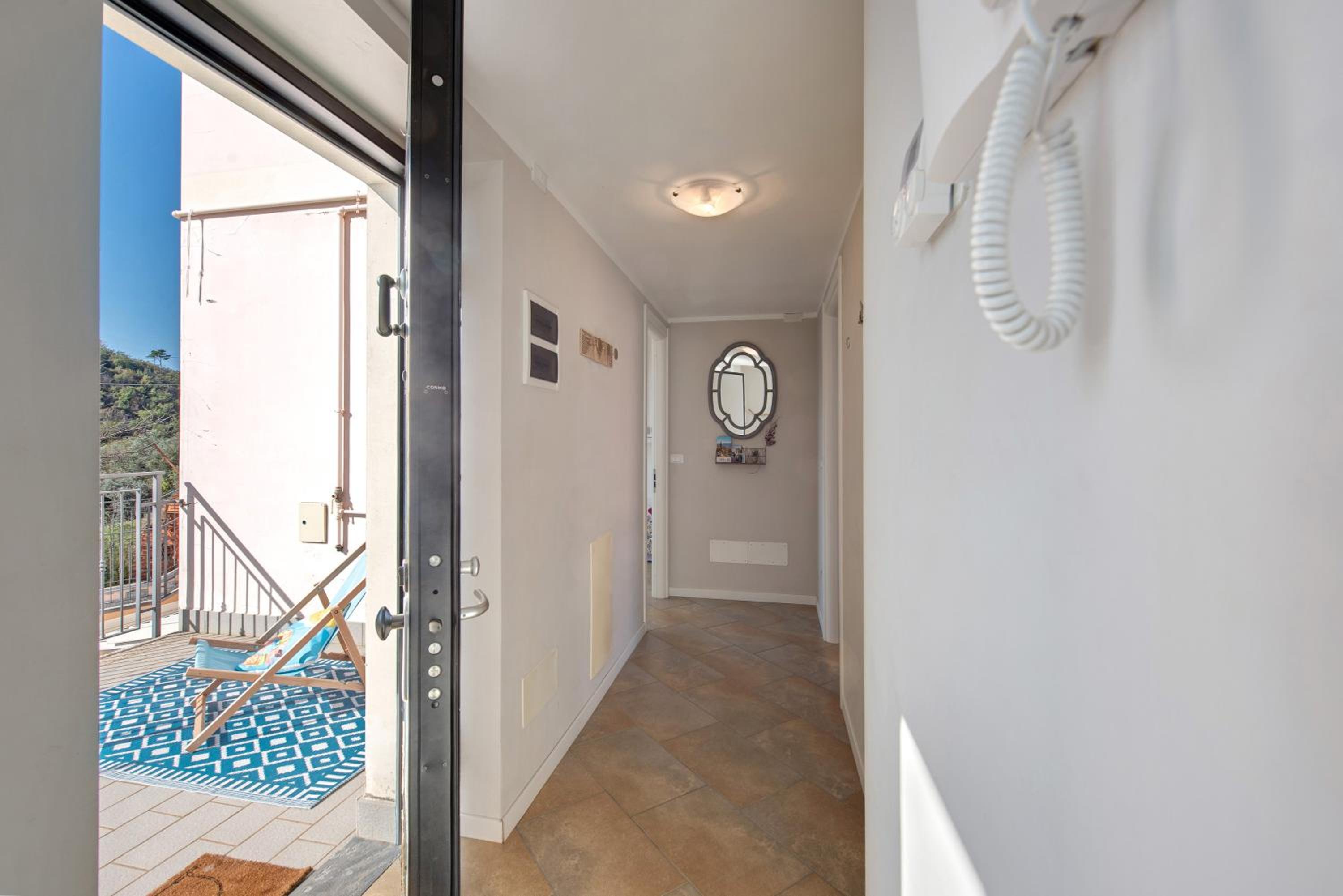 Two-Bedroom Deluxe Apartment with Ocean View