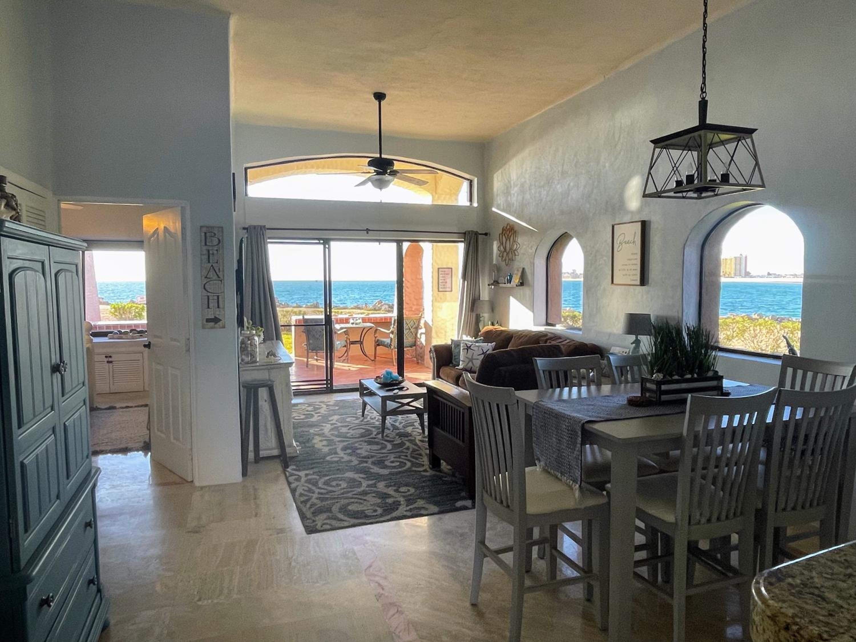 Two-Bedroom Apartment With Terrace And Sea View