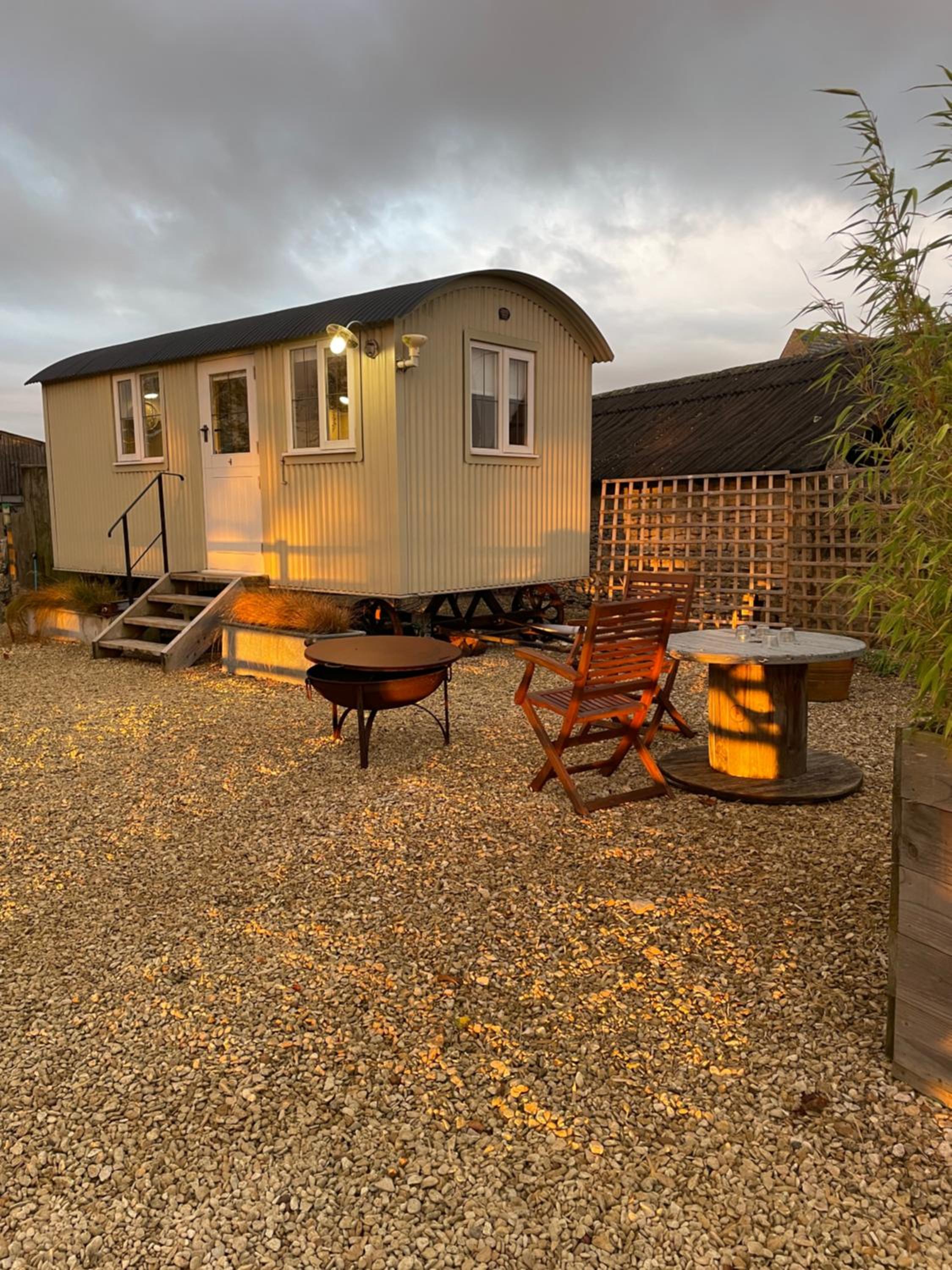 One-Bedroom House photo 2