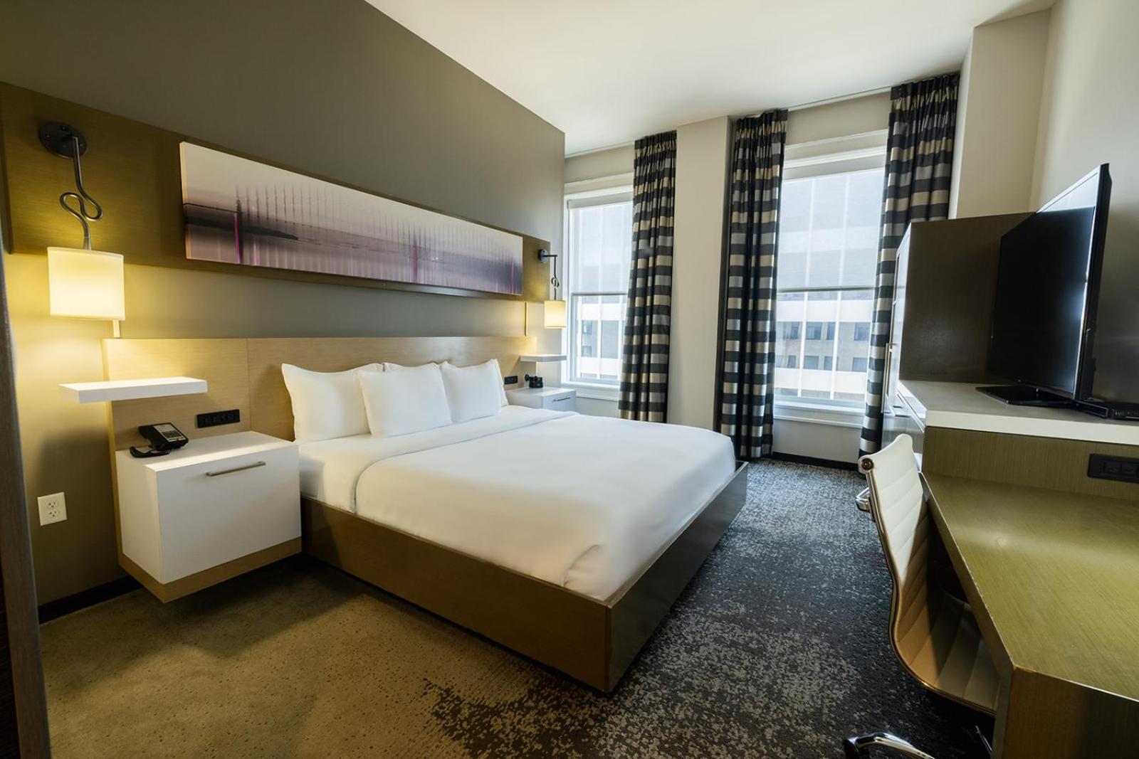 King Room - Accessible/Non-Smoking