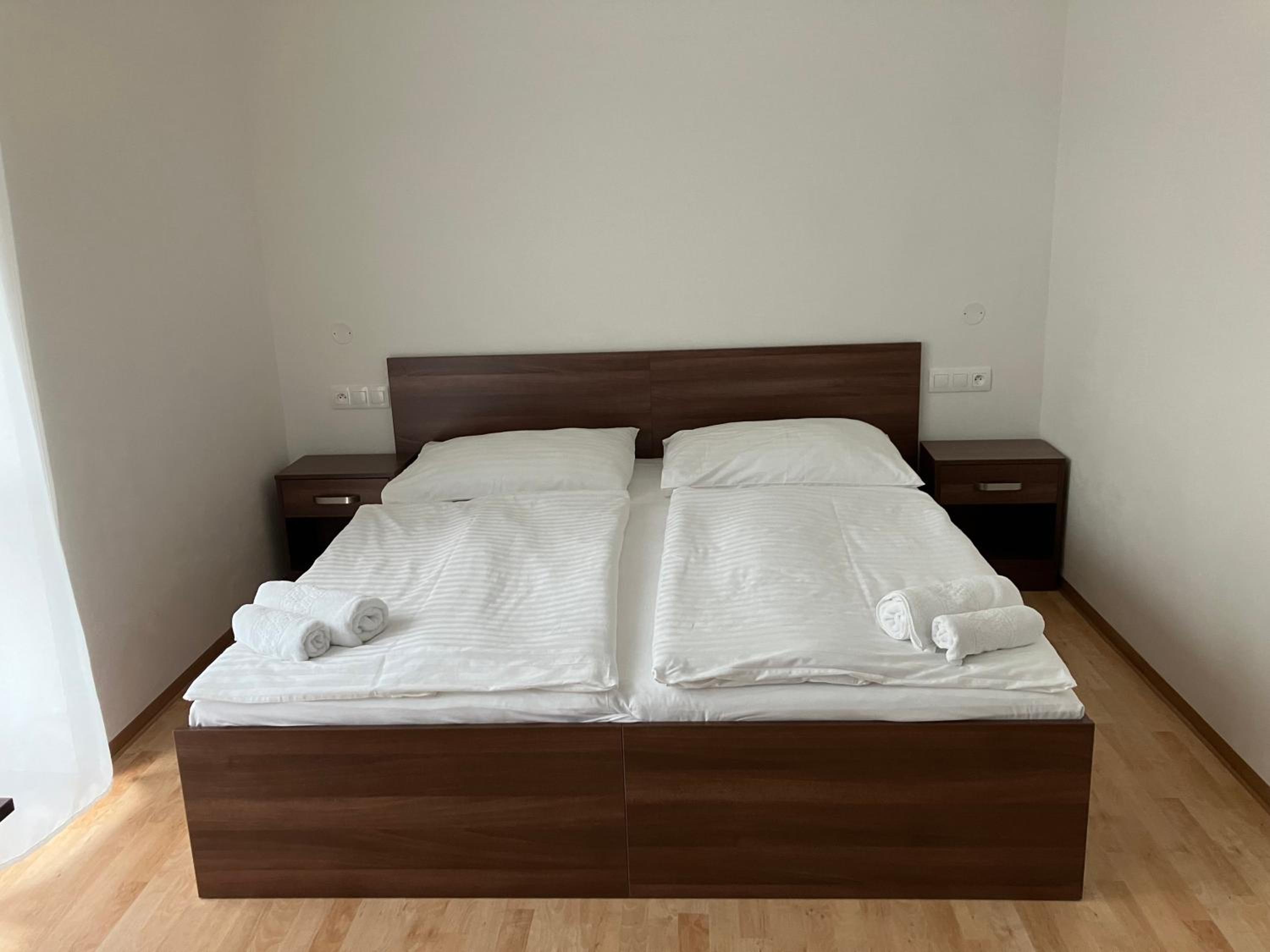 Economy Twin Room