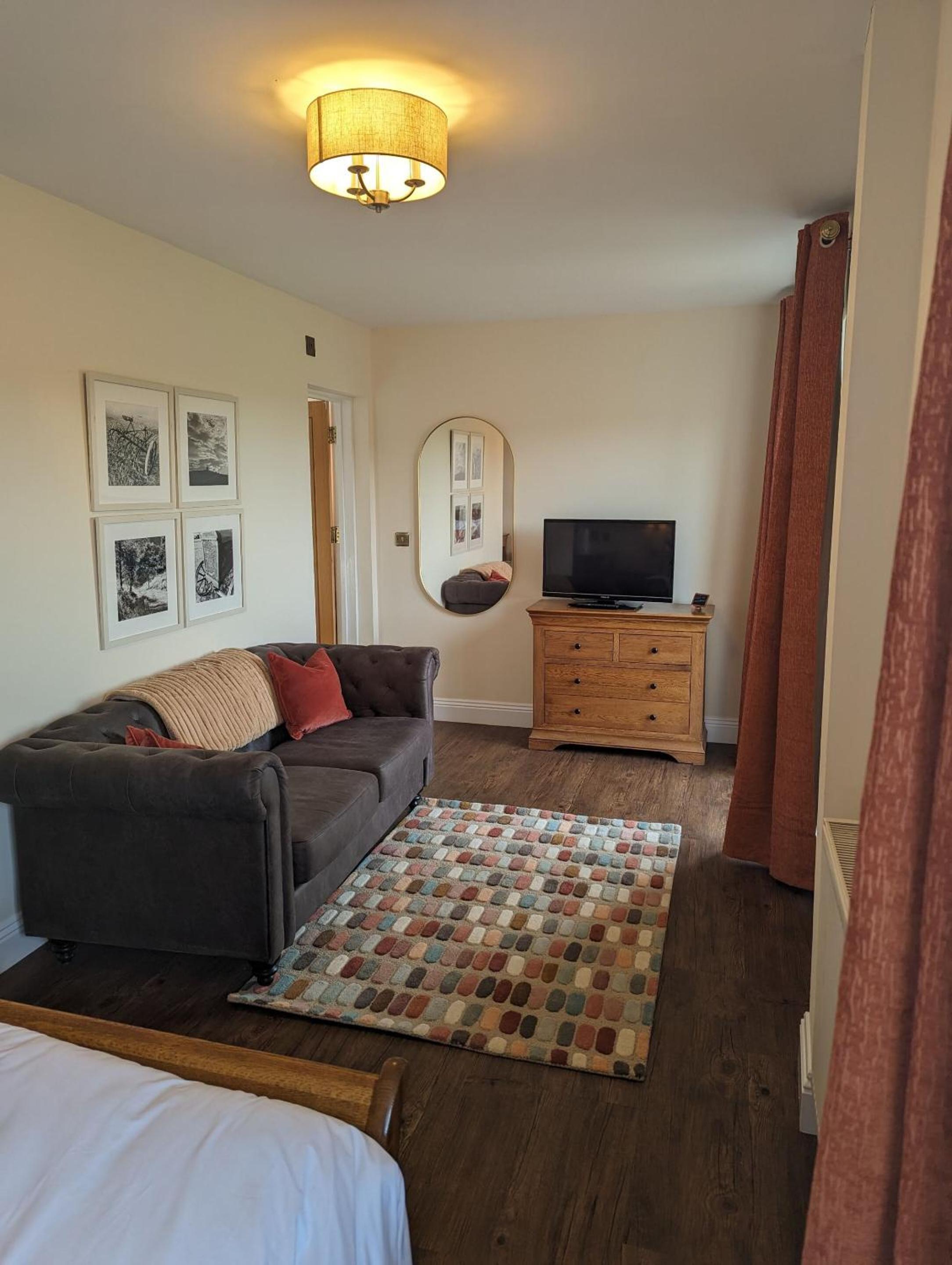 Deluxe Suite photo 3