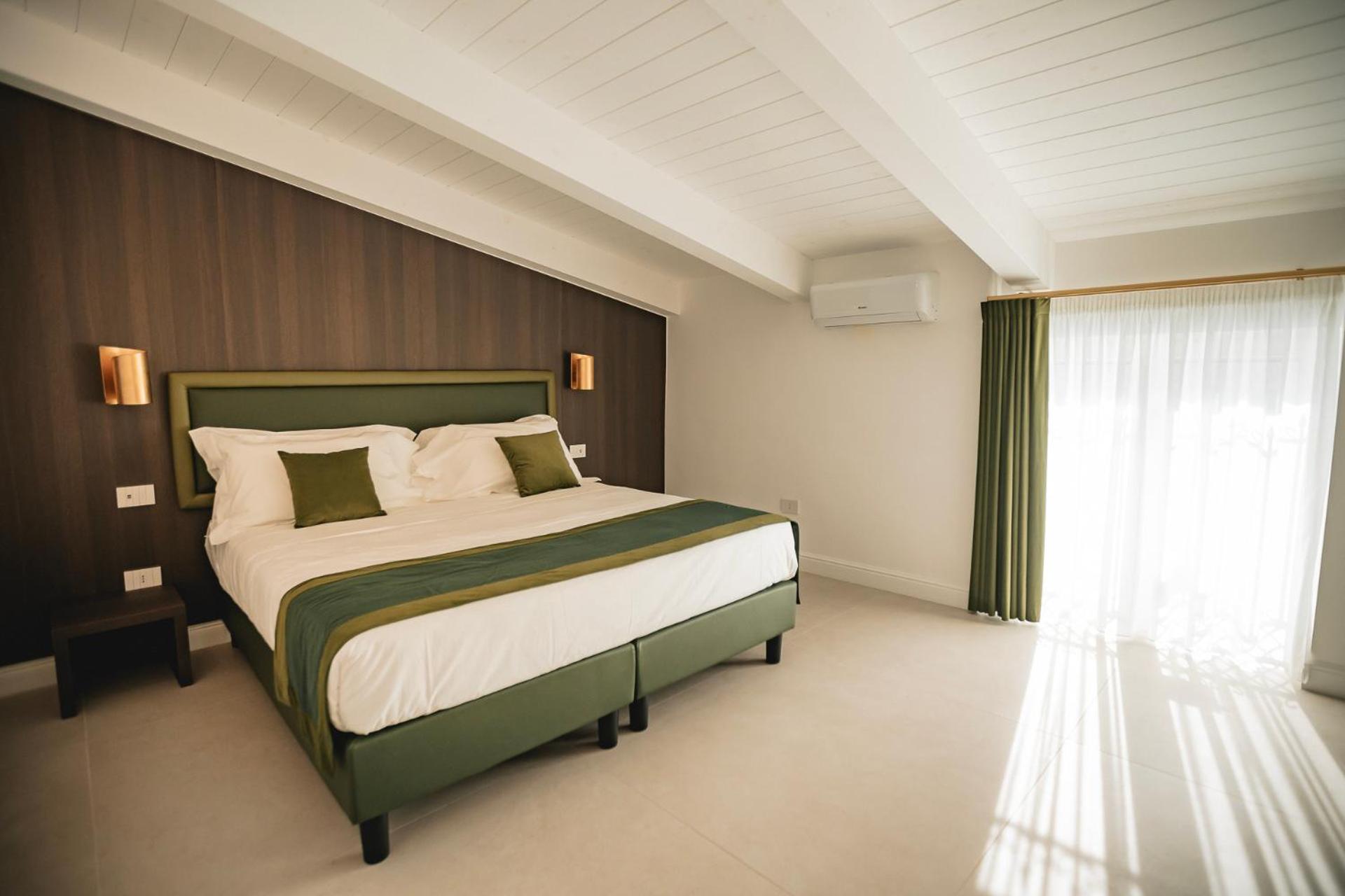 Deluxe Quadruple Room photo 1