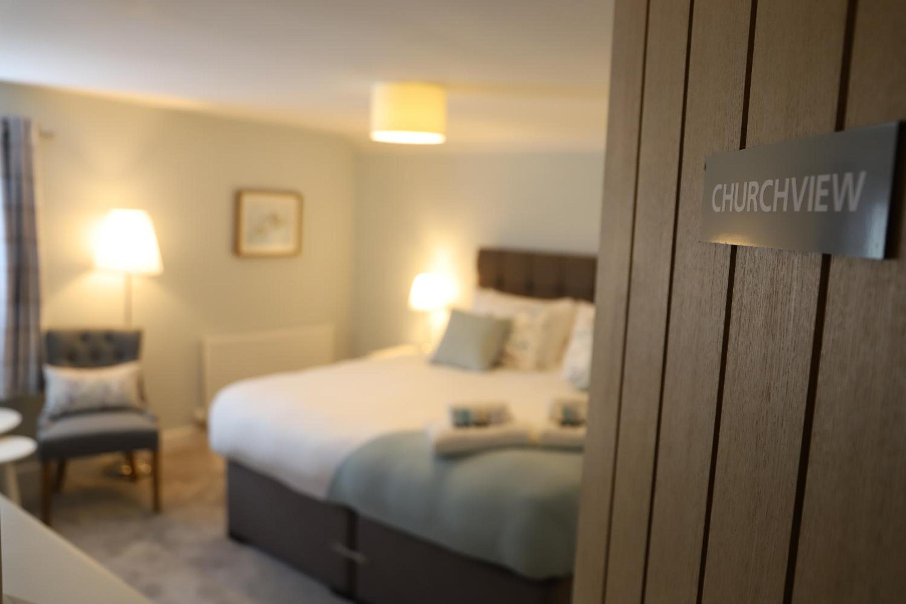 Superior King Room - Photo 1