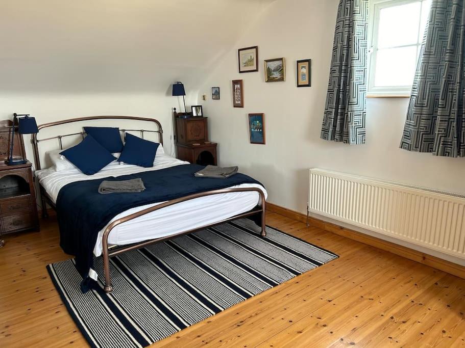 Four-Bedroom House photo 2