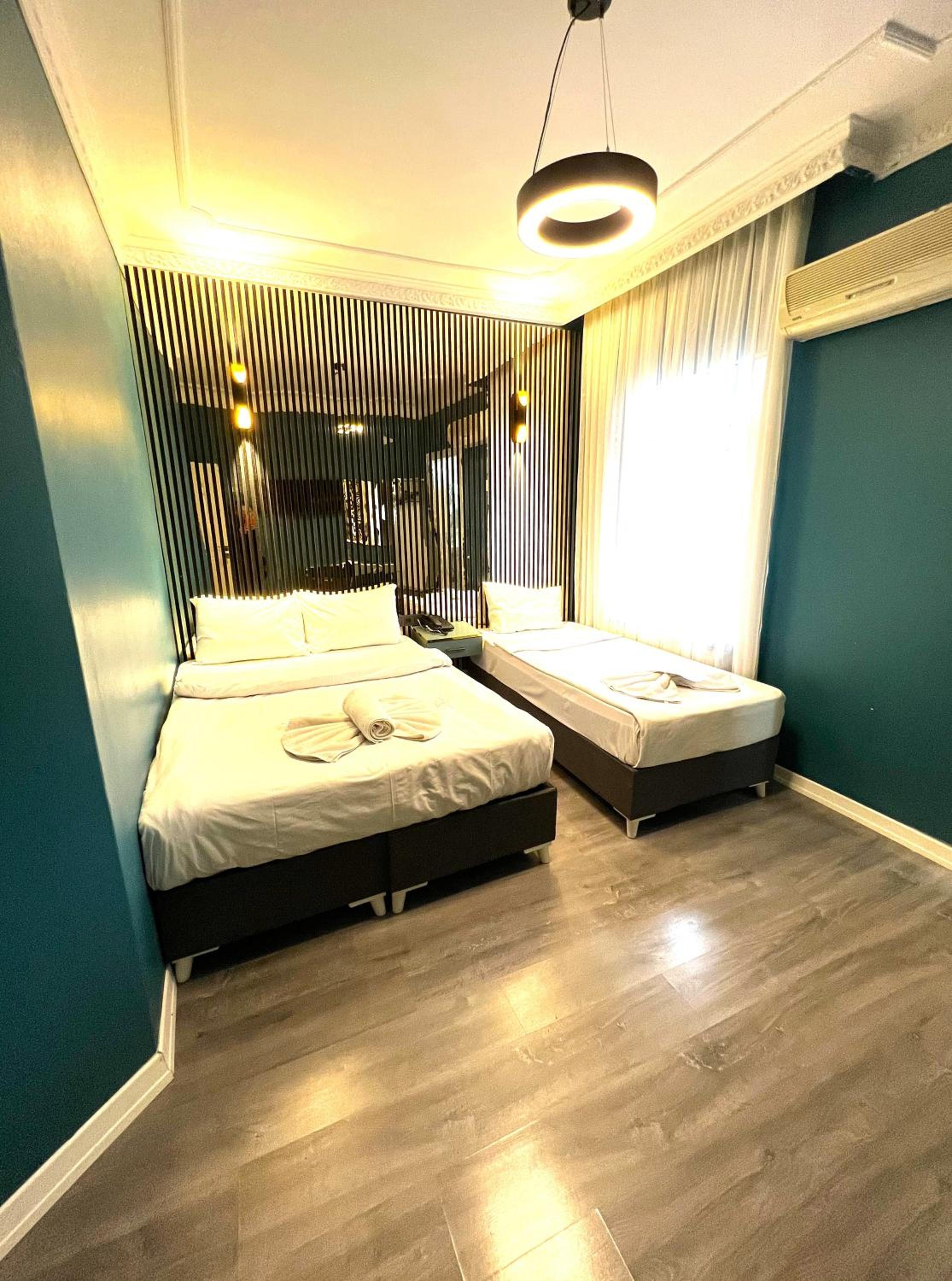 Standard Triple Room photo 3