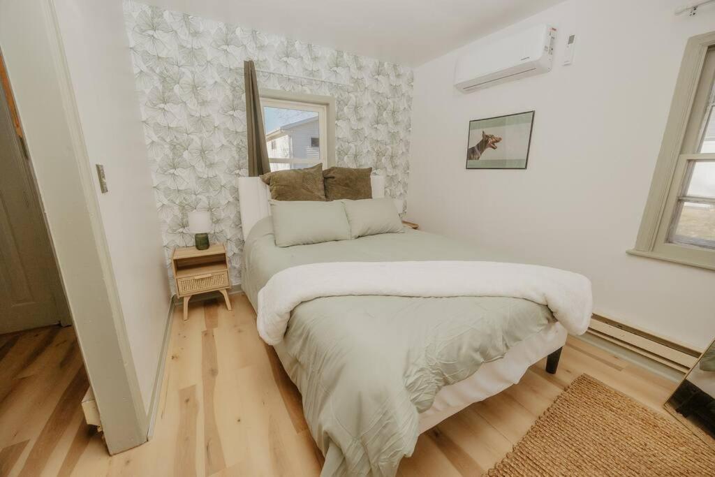 Two-Bedroom House photo 1