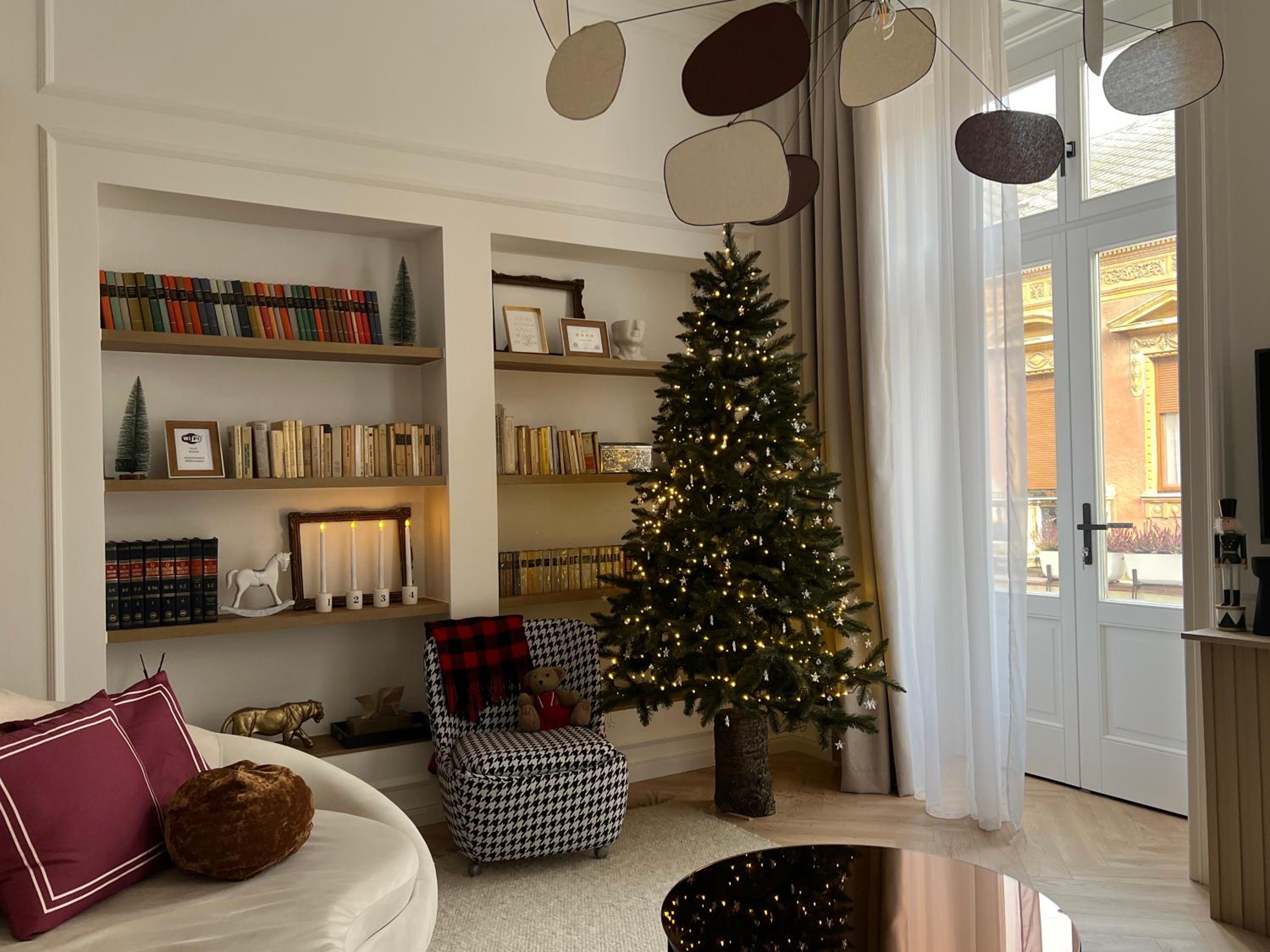 Two-Bedroom Apartment with City View