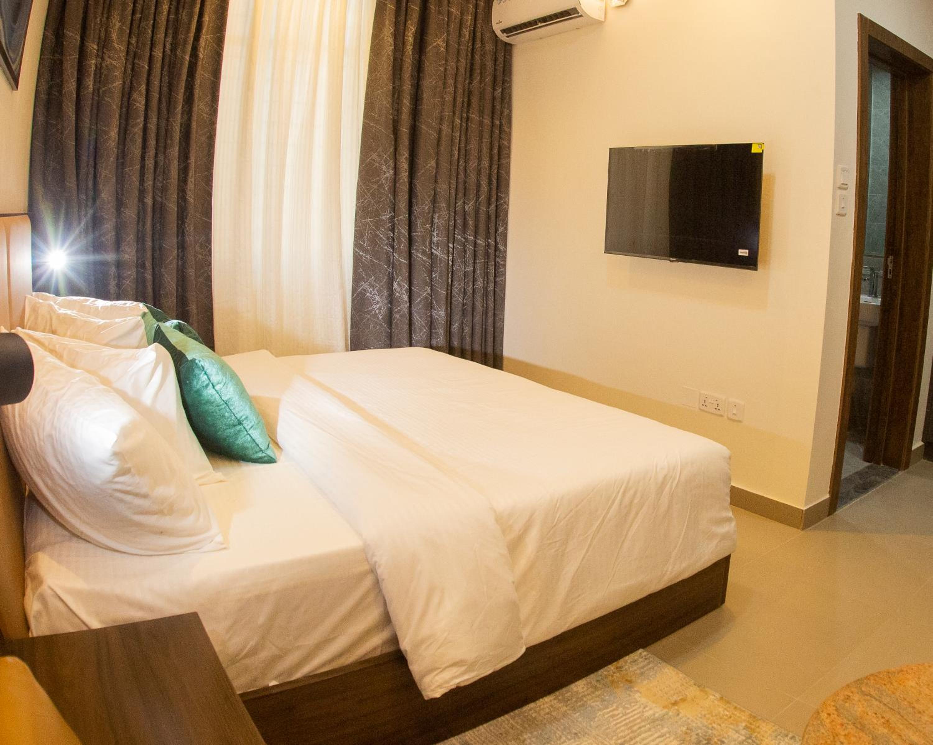 Standard Single Room