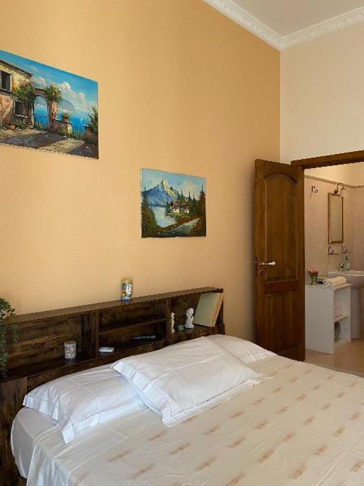 Large Double Room photo 1