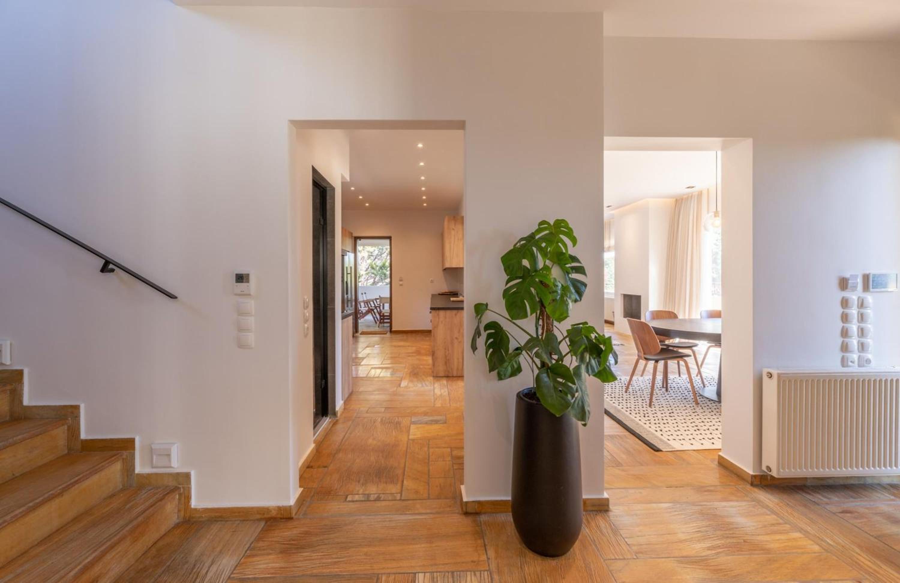 Villa photo 2