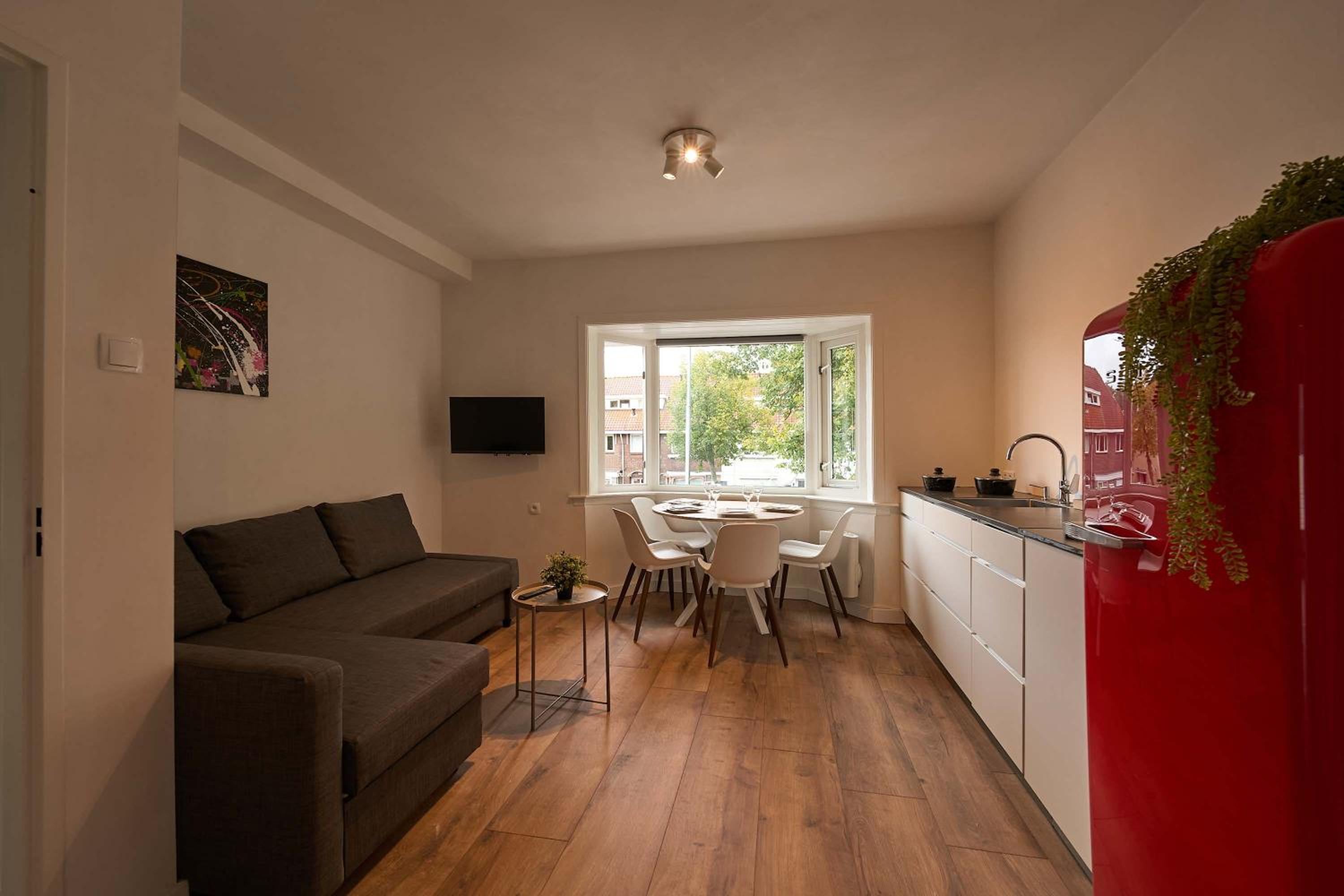 Apartment photo 1